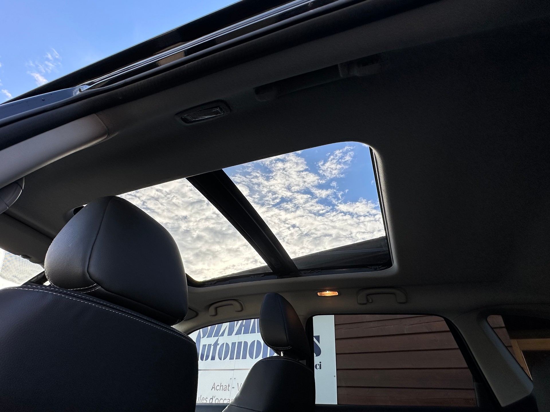 SUZUKI Vitara 1.4 Boosterjet Compact Top Automatic-image-18