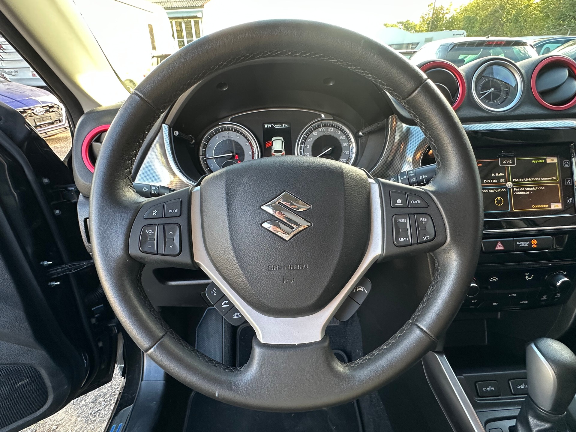 SUZUKI Vitara 1.4 Boosterjet Compact Top Automatic-image-14