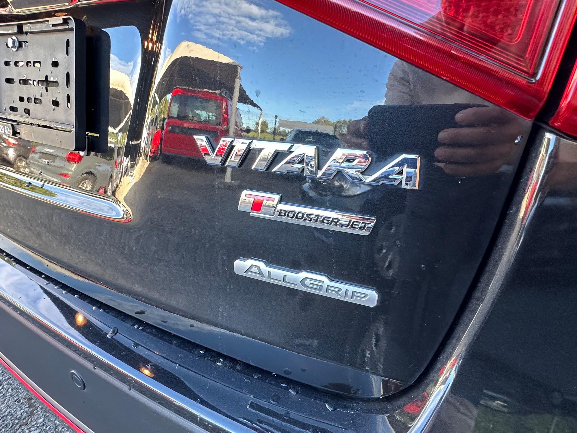 SUZUKI Vitara 1.4 Boosterjet Compact Top Automatic-image-26