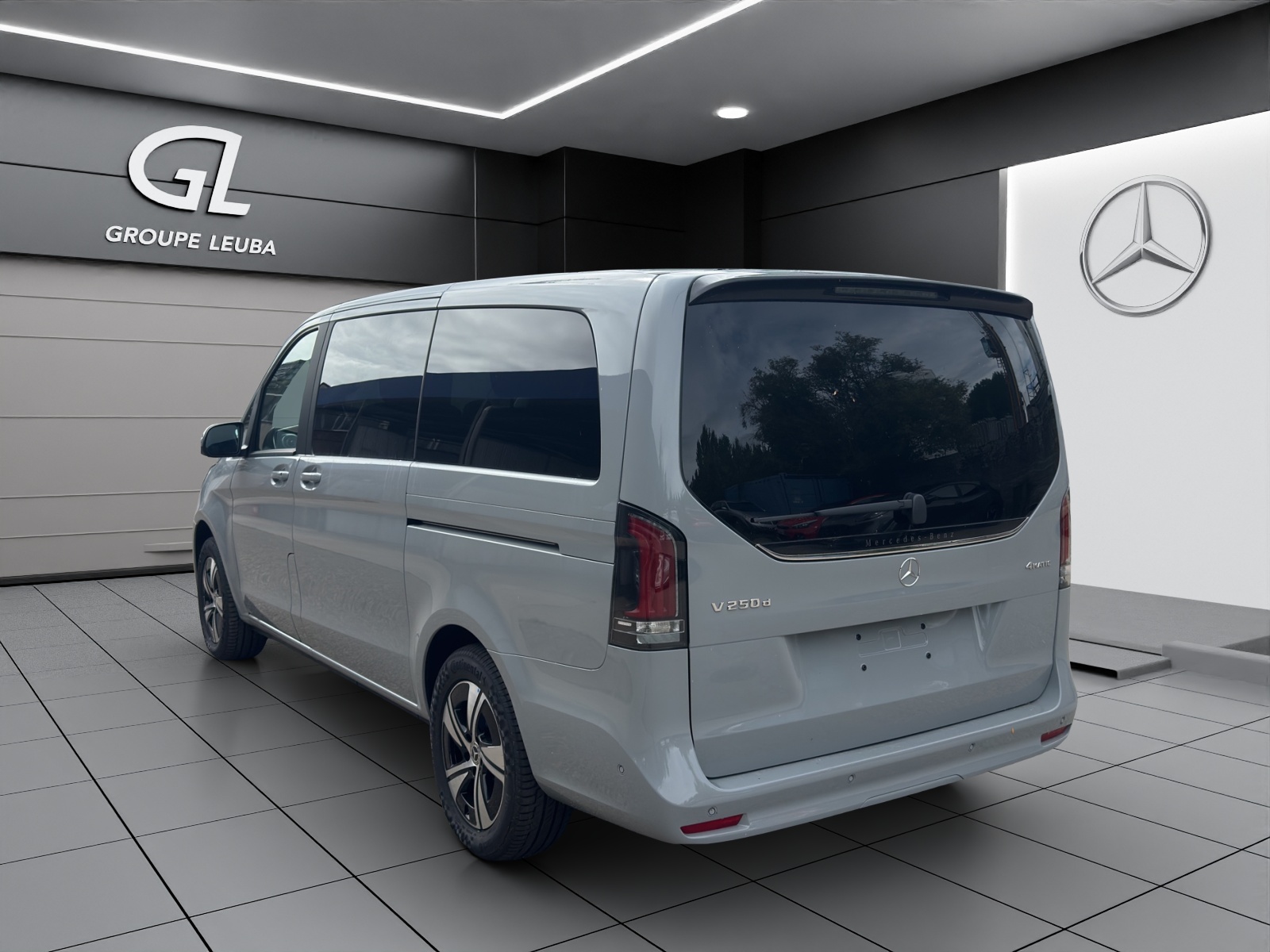 MERCEDES-BENZ V 250 d lang 4Matic Style 9G-Tronic-showroom-element-3