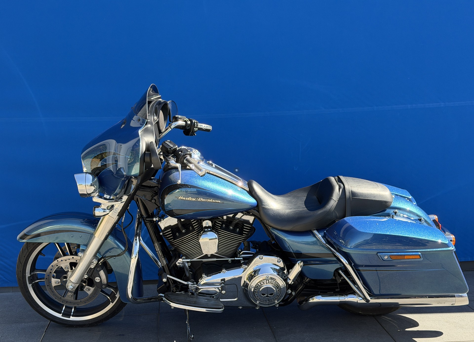 HARLEY-DAVIDSON FLHX 103 Street Glide special (35 KW)-image-8