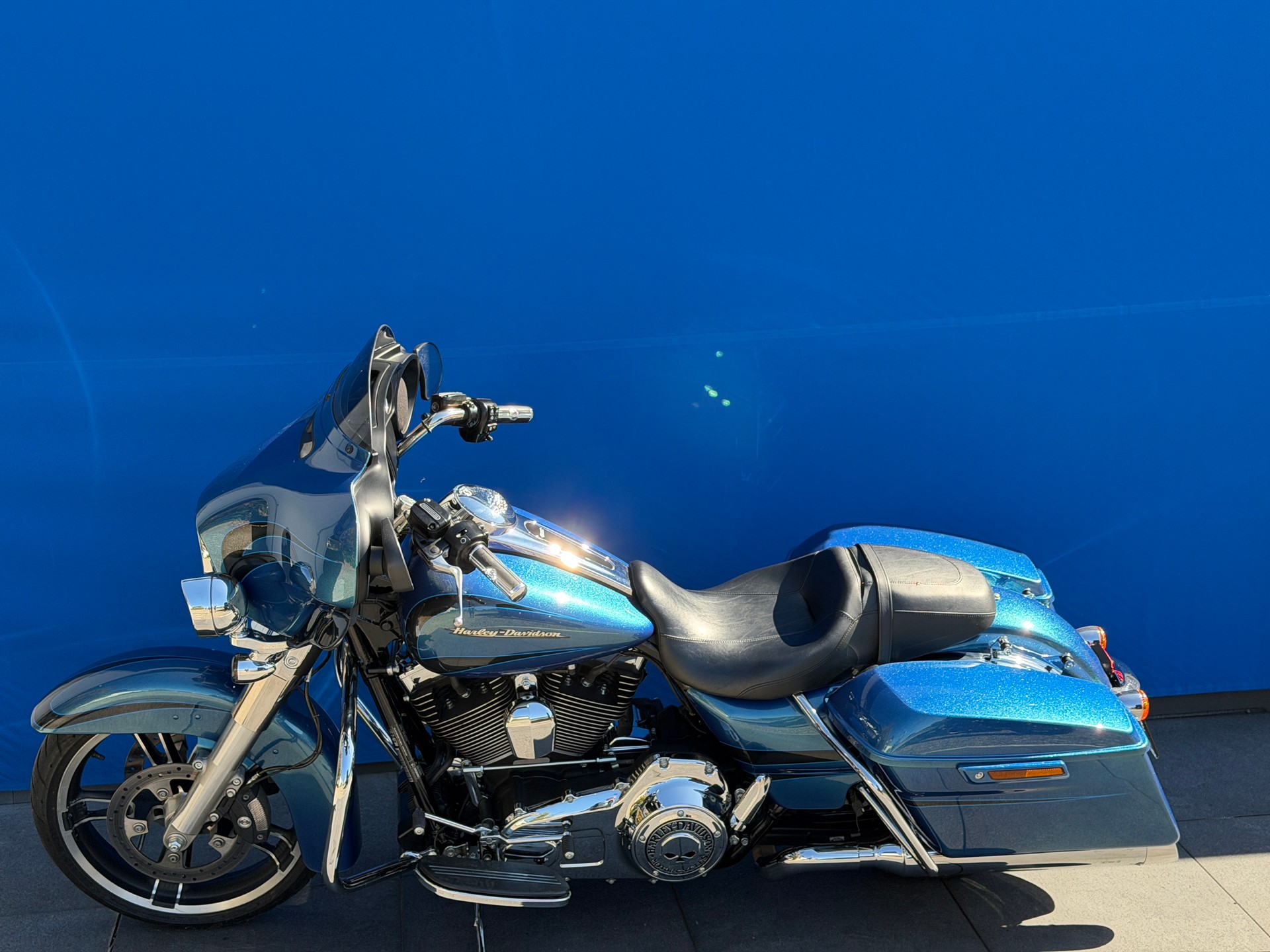 HARLEY-DAVIDSON FLHX 103 Street Glide special (35 KW)-image-15
