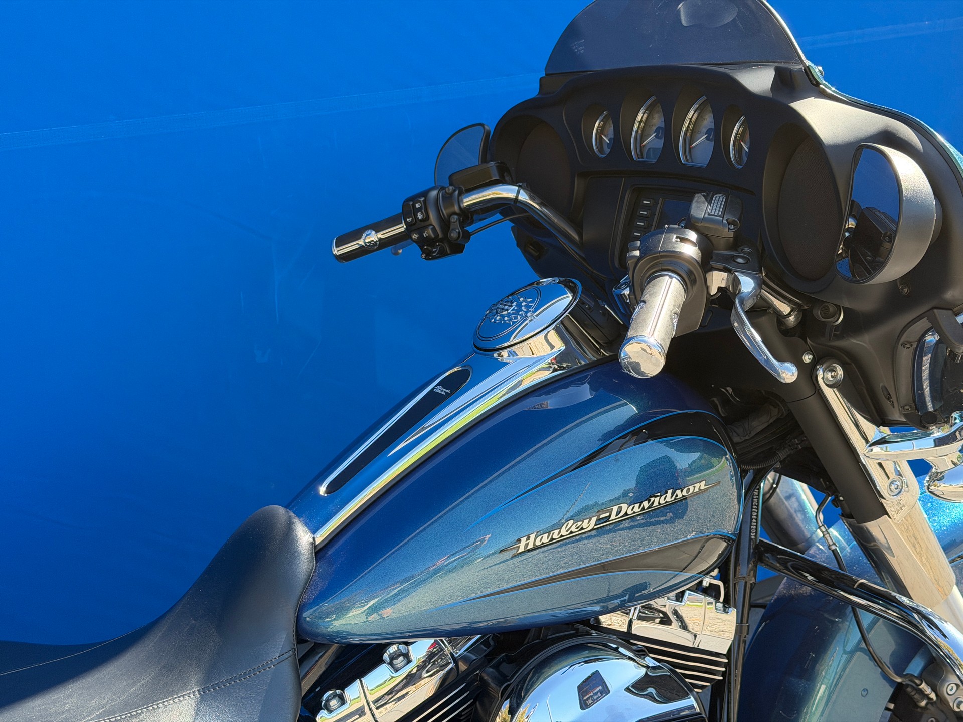 HARLEY-DAVIDSON FLHX 103 Street Glide special (35 KW)-image-3
