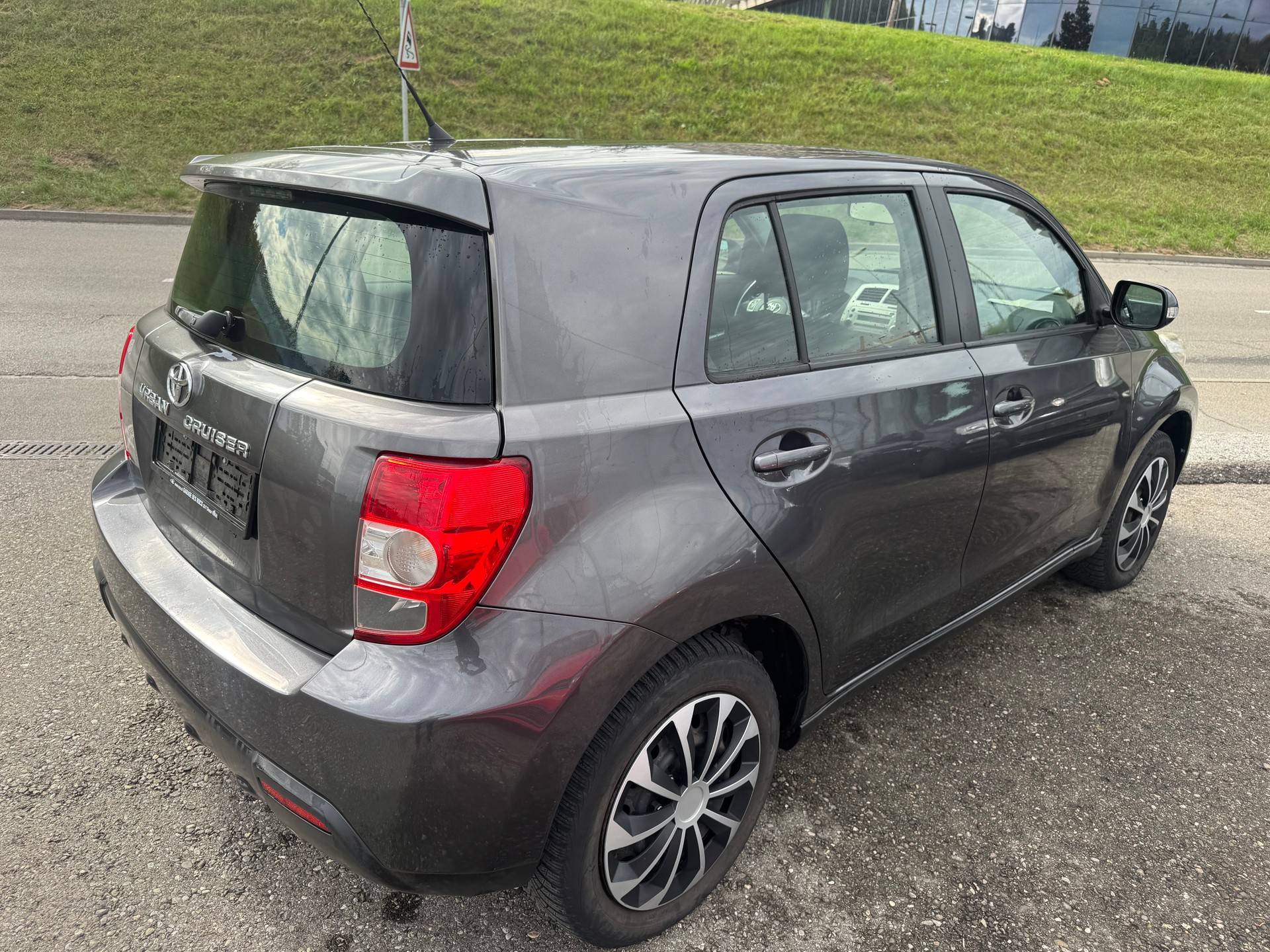 TOYOTA UrbanCruiser 1.4 D-4D Linea Terra 4WD-showroom-element-3