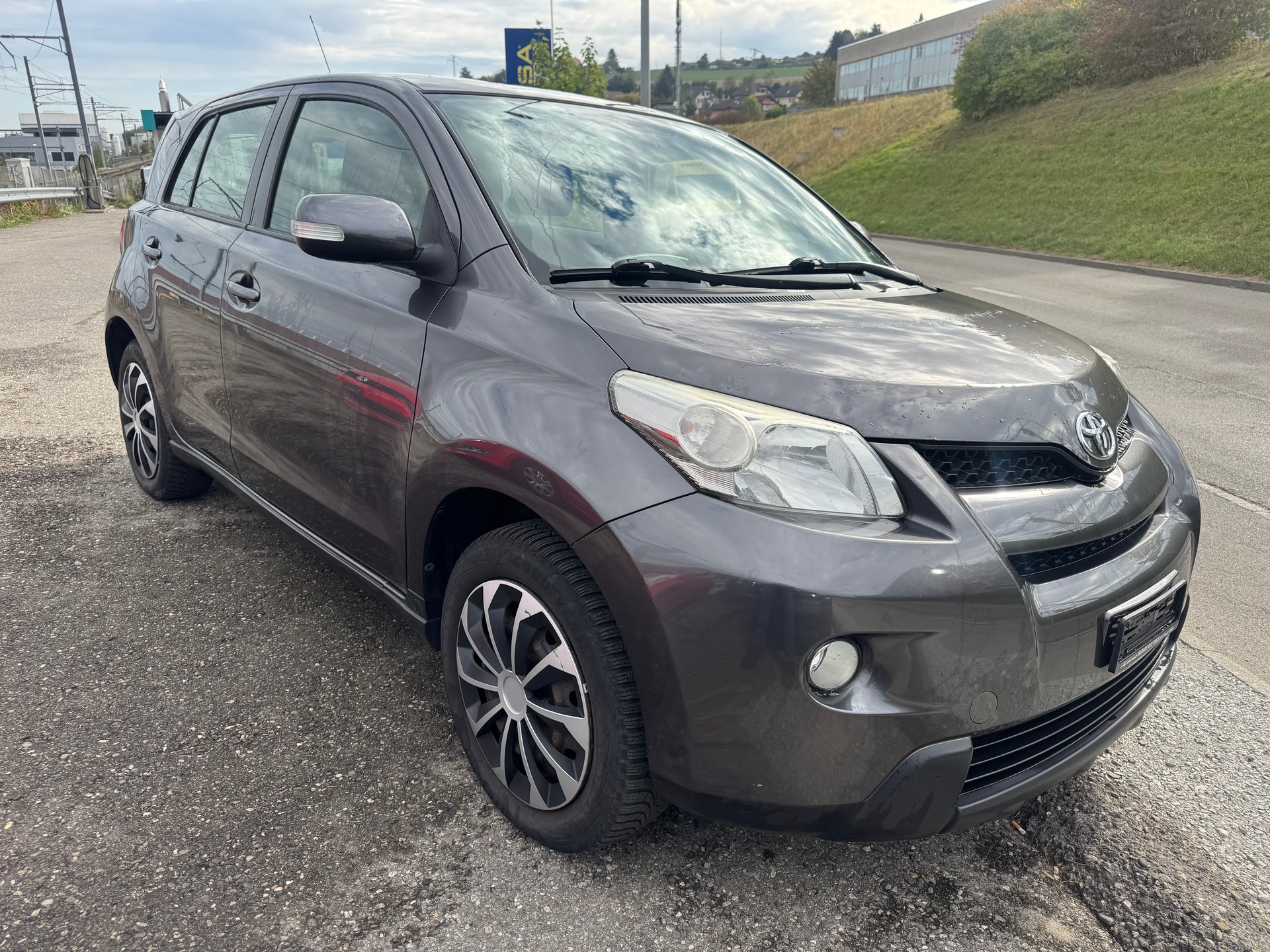TOYOTA UrbanCruiser 1.4 D-4D Linea Terra 4WD-showroom-element-2