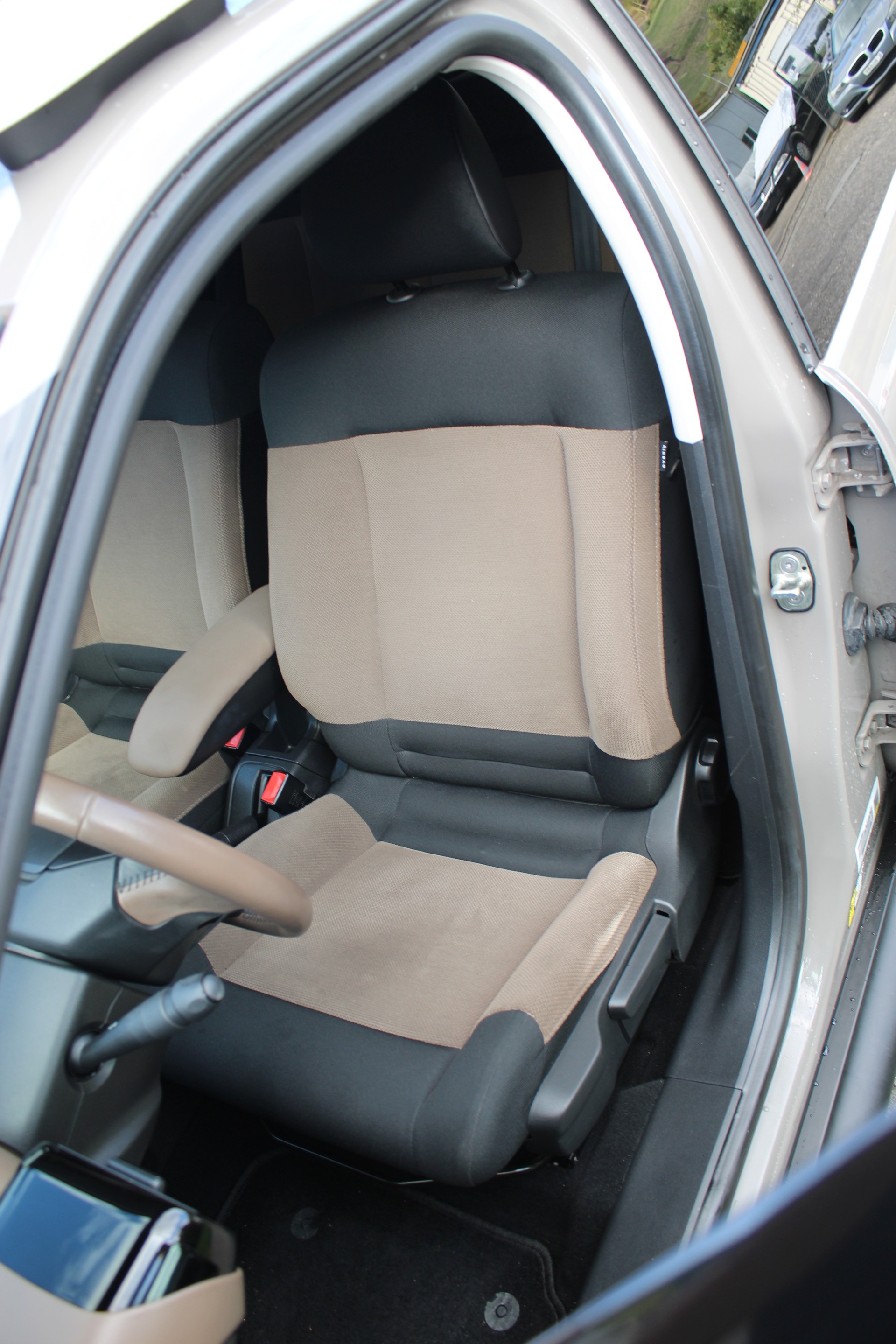 CITROEN C4 Cactus 1.6 BlueHDi Shine-image-9