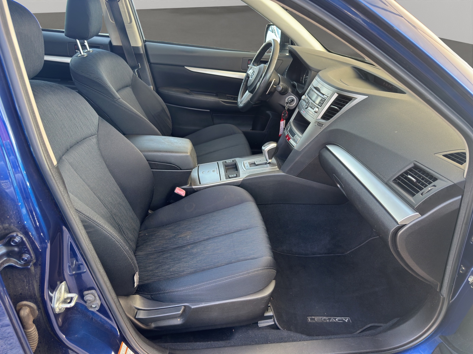 SUBARU Legacy 2.0i Swiss AWD Lineartronic-image-12