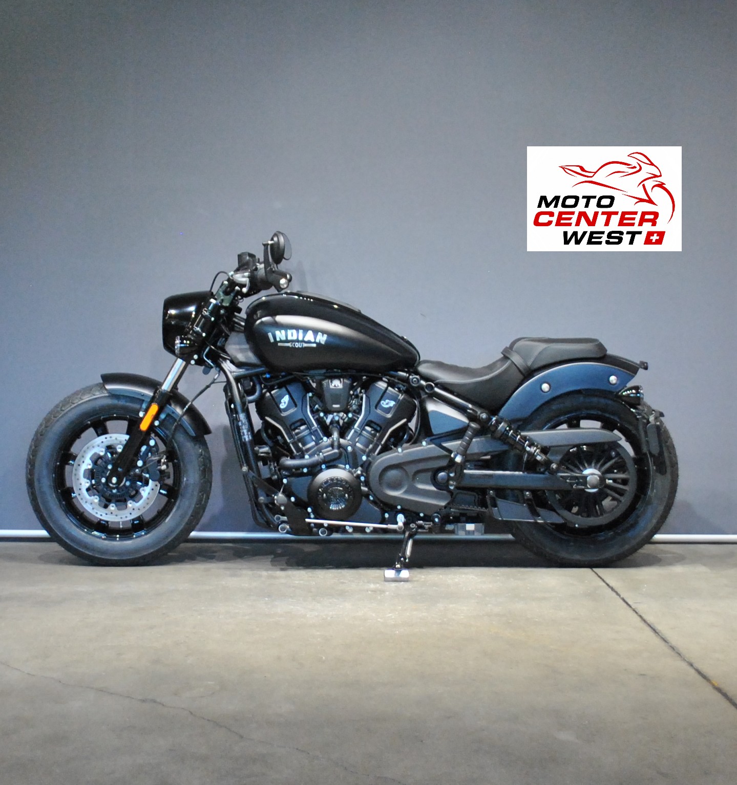INDIAN Scout Bobber L+T-image-2