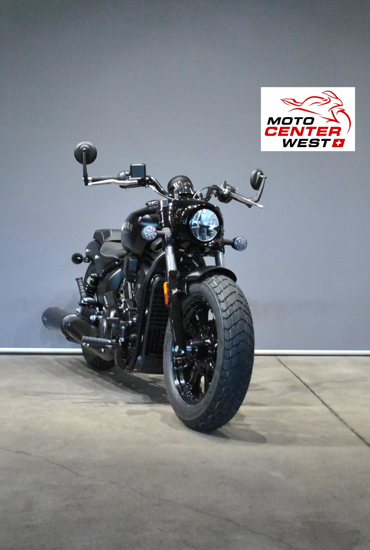 INDIAN Scout Bobber L+T-image-0