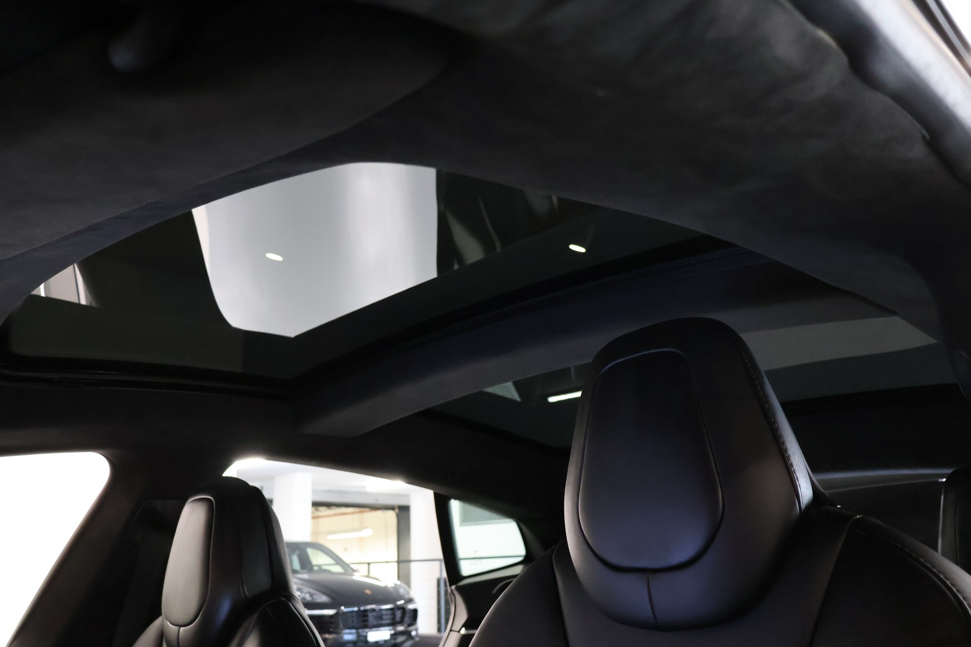 TESLA Model S 100 D Performance-image-16