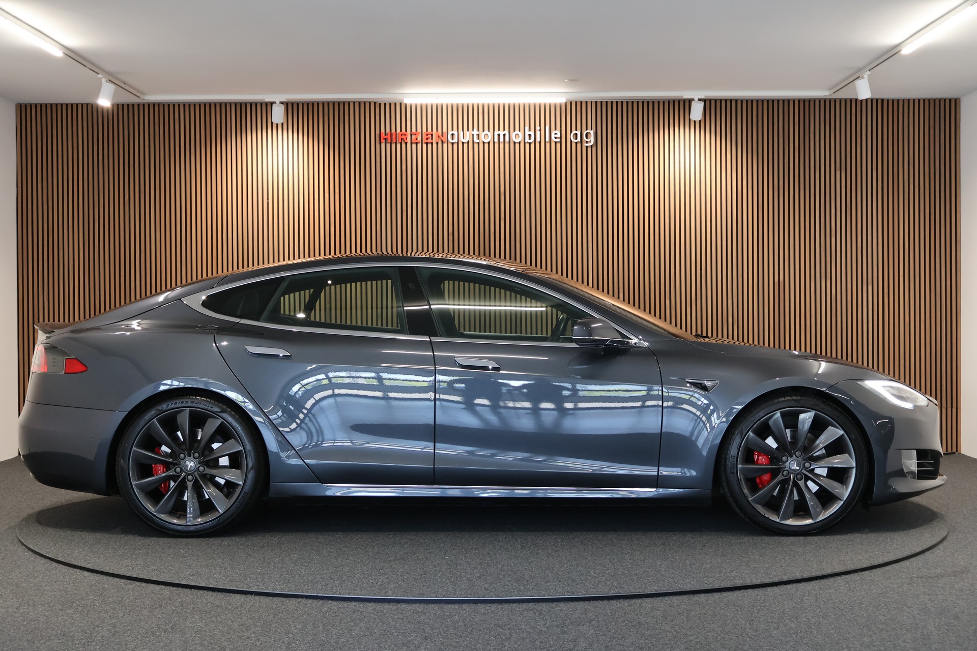 TESLA Model S 100 D Performance-image-5