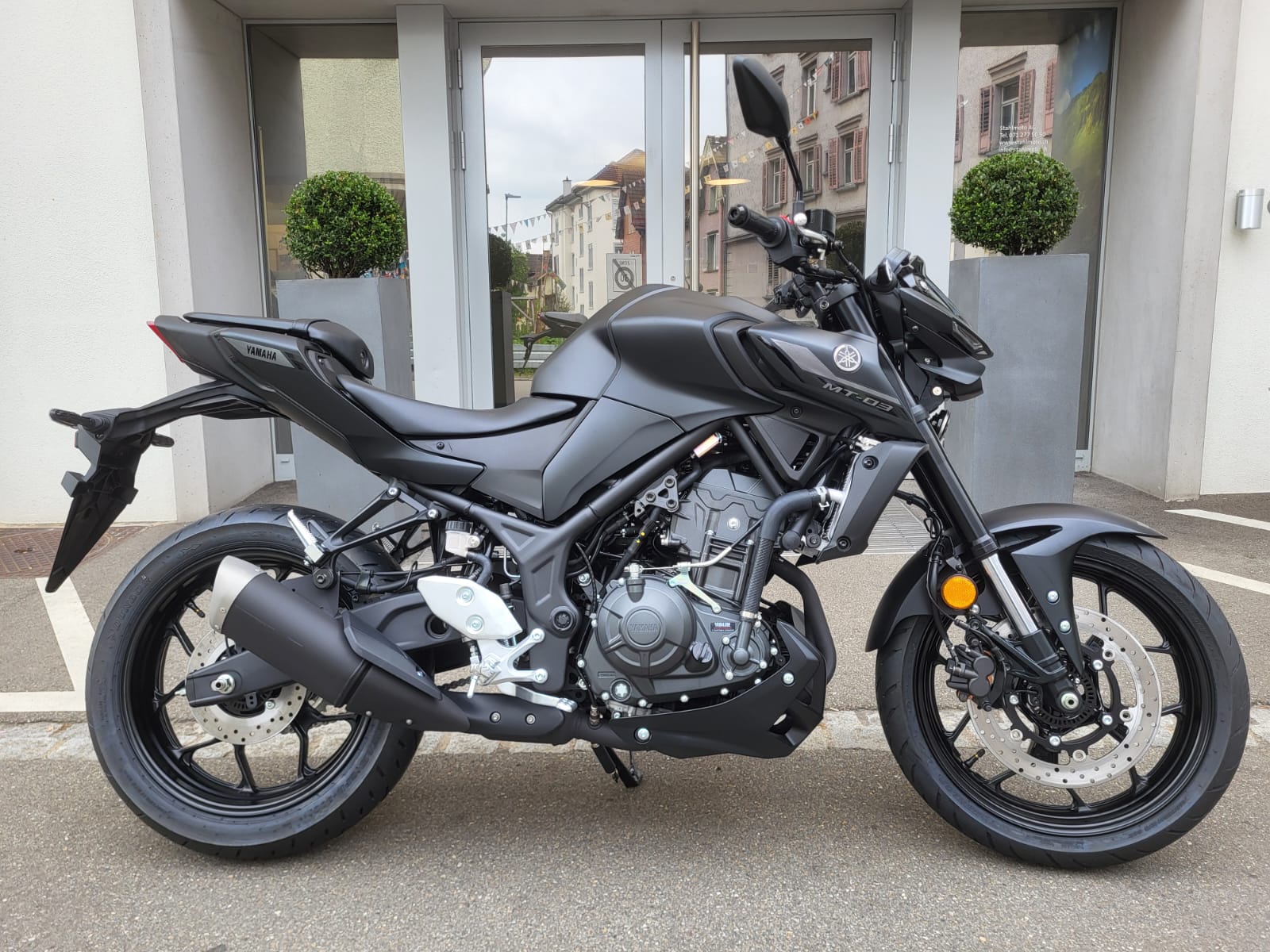 YAMAHA MT-03-image-1