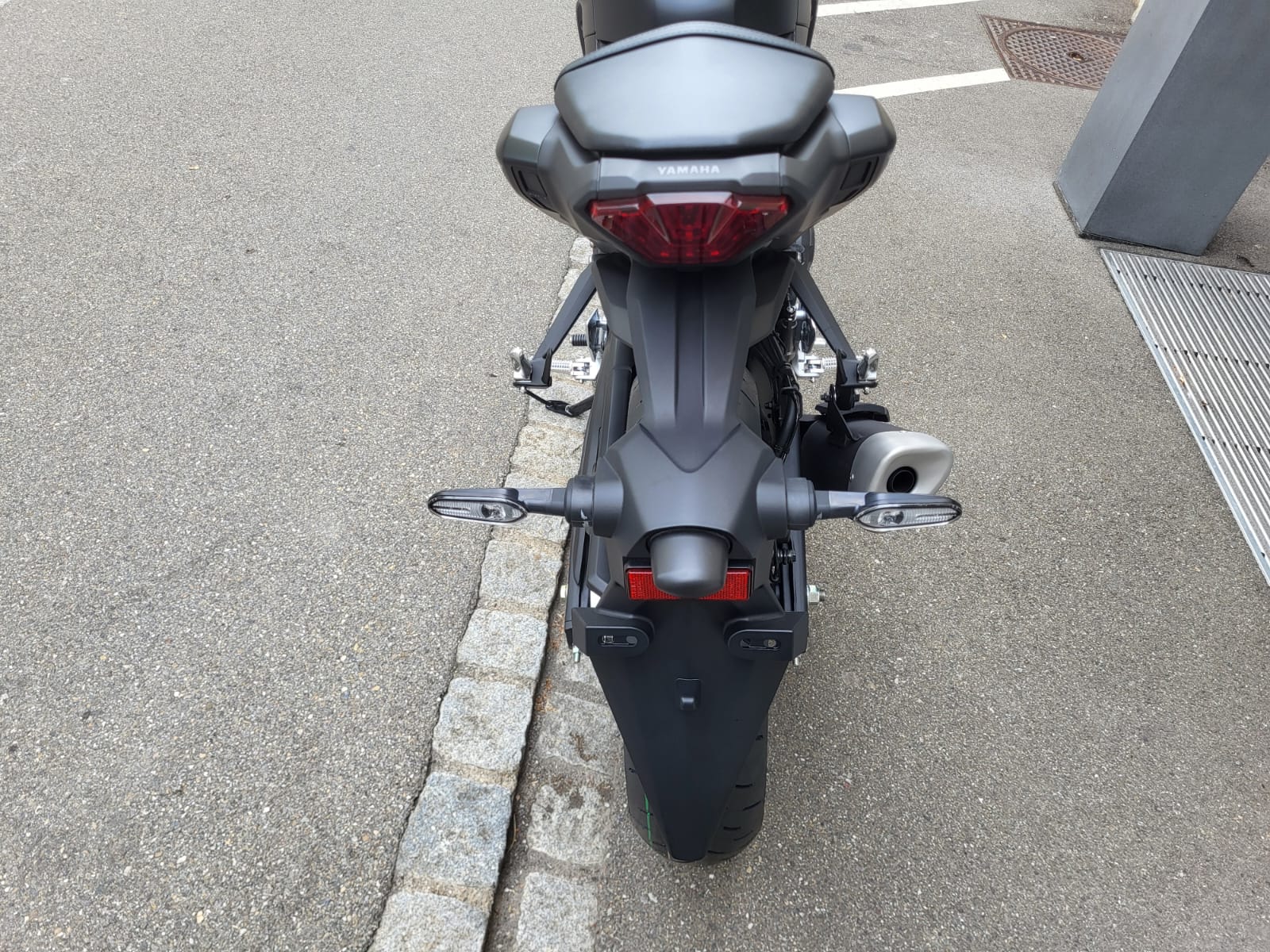 YAMAHA MT-03-image-5