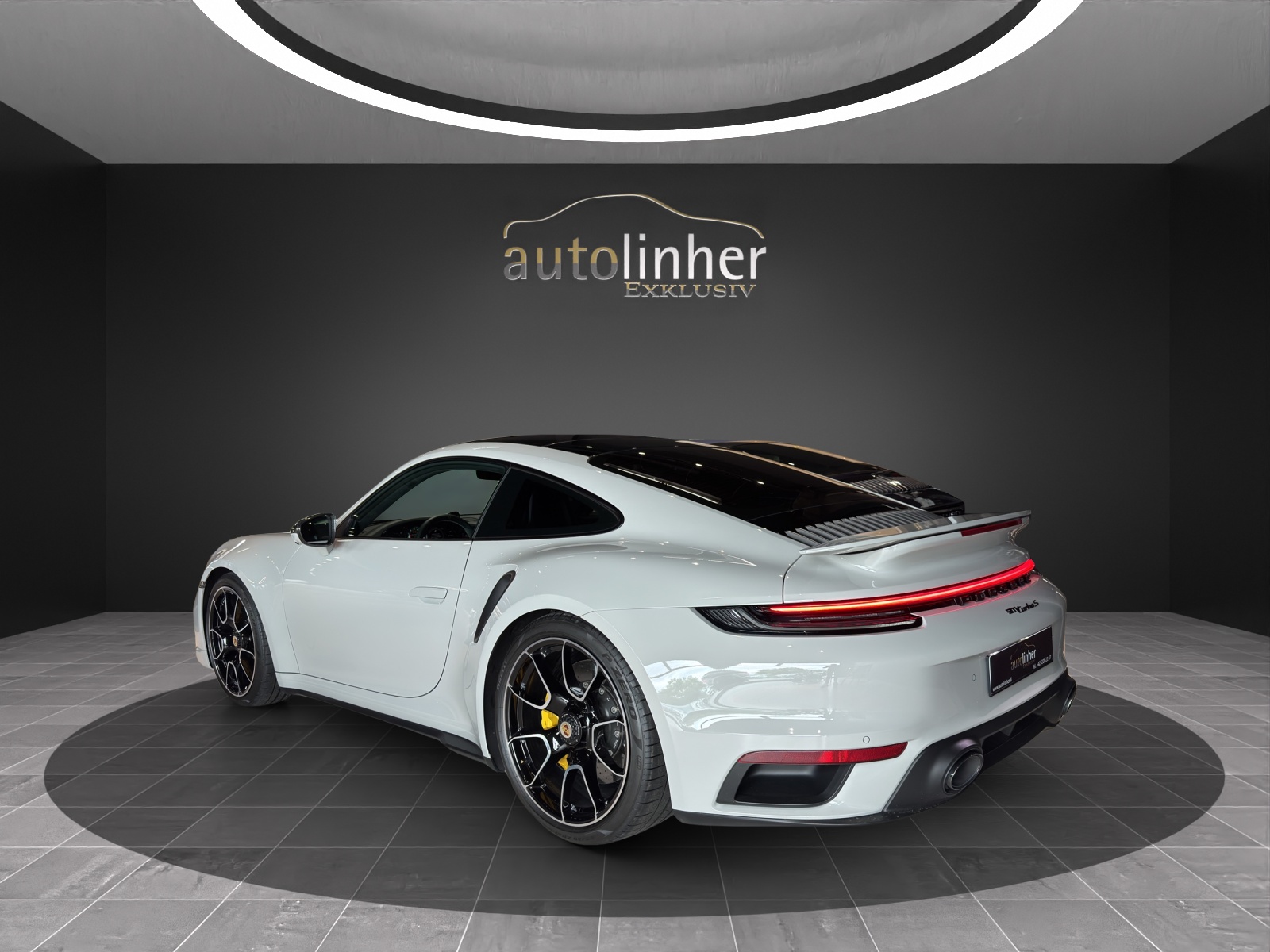 PORSCHE 911 Turbo S PDK-showroom-element-2
