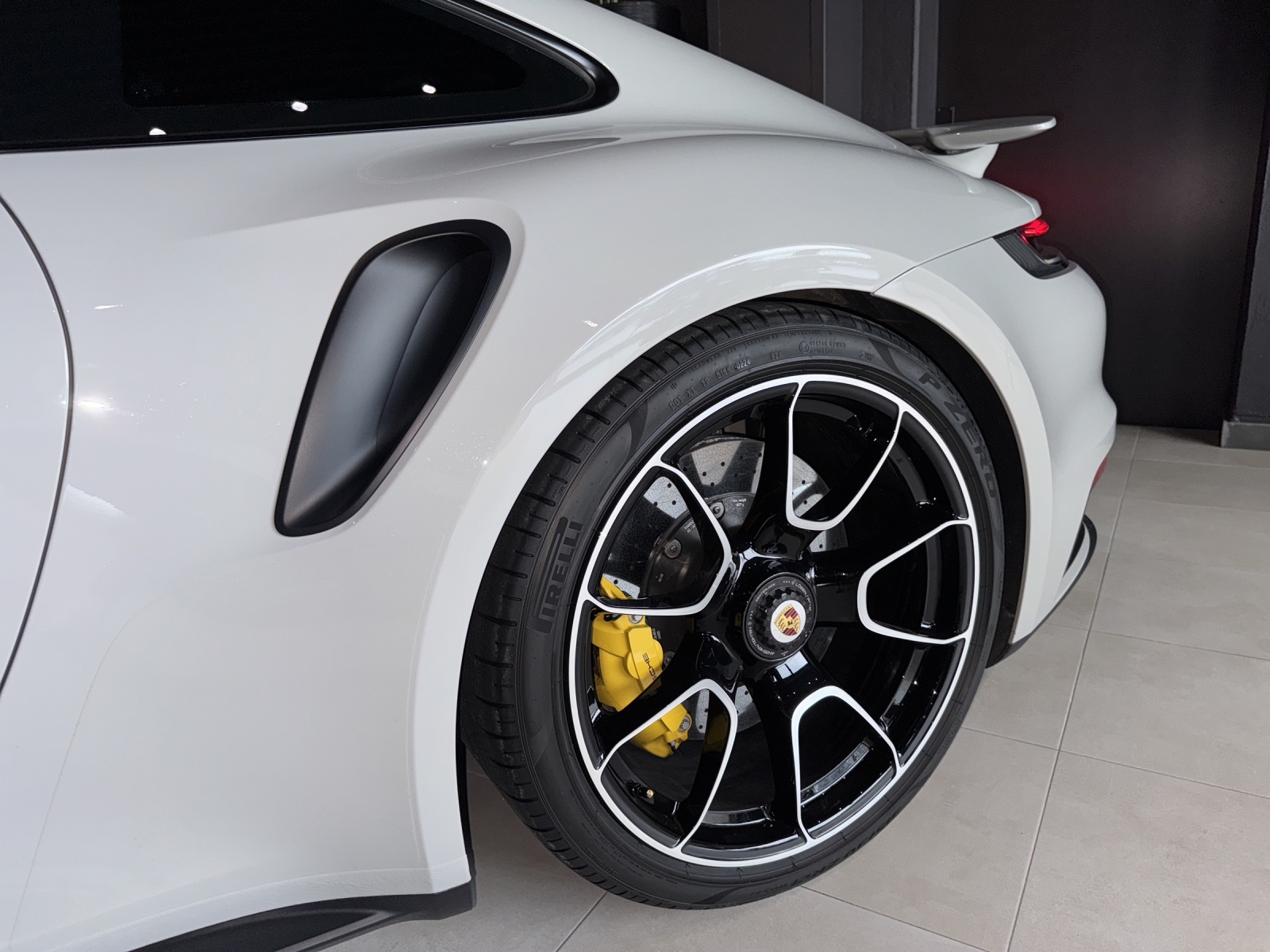PORSCHE 911 Turbo S PDK-image-13