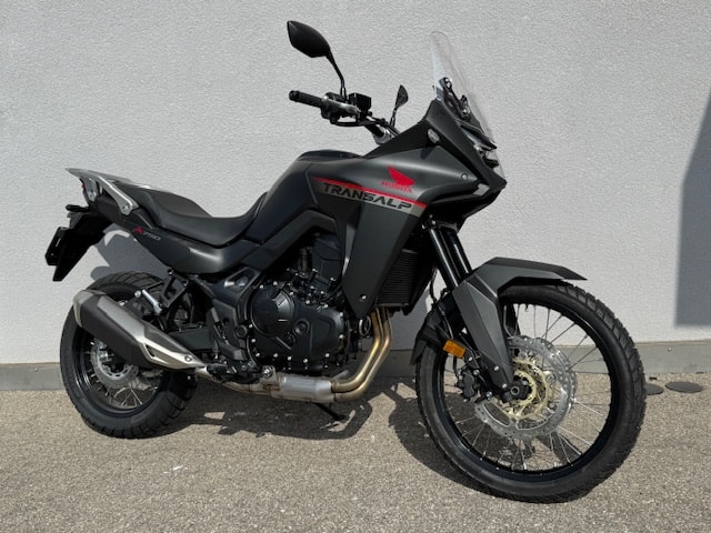 HONDA XL 750 Transalp-image-0
