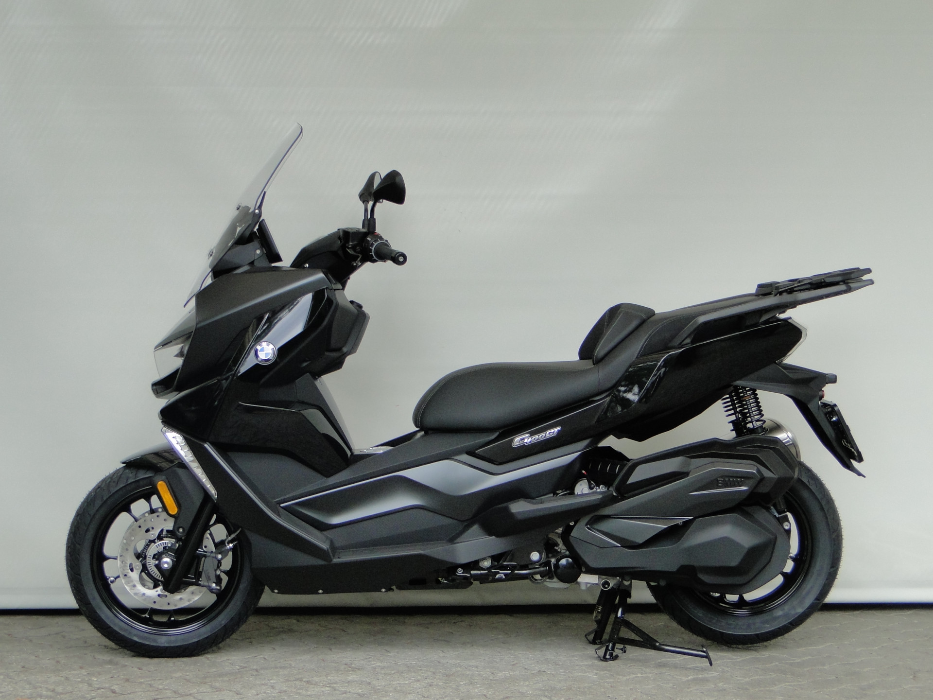 BMW C 400 GT-image-0