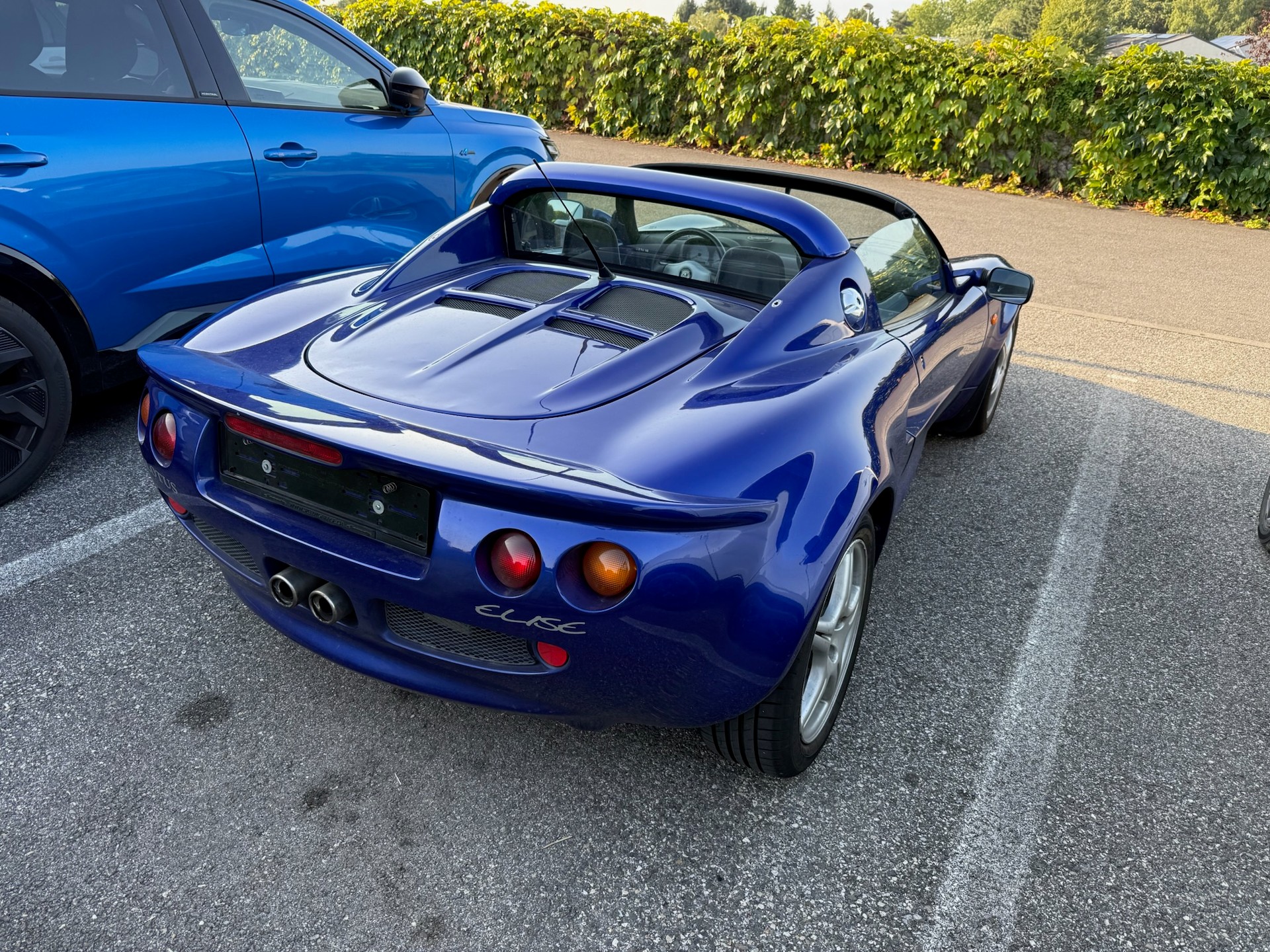 LOTUS Elise-image-3