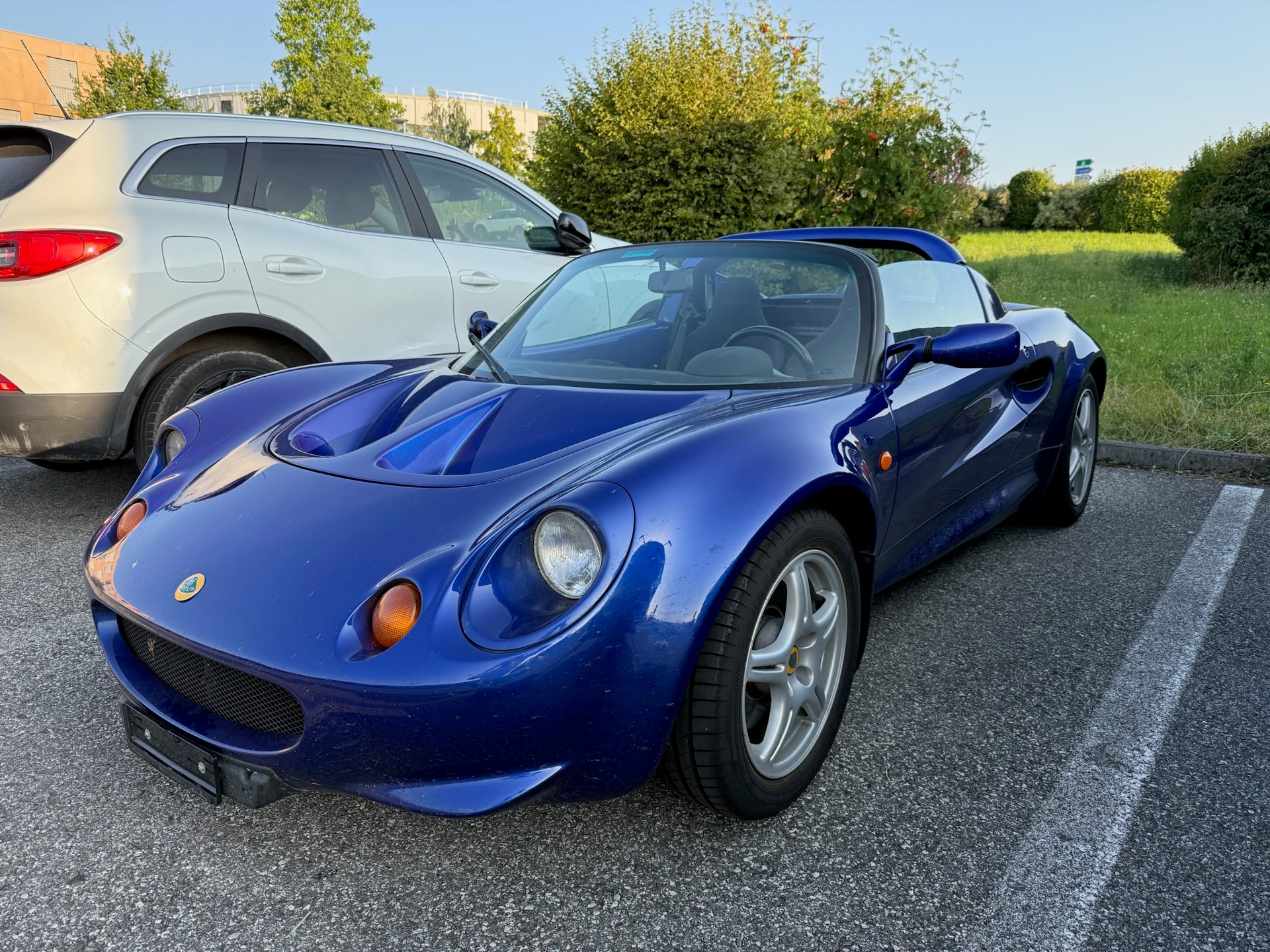 LOTUS Elise