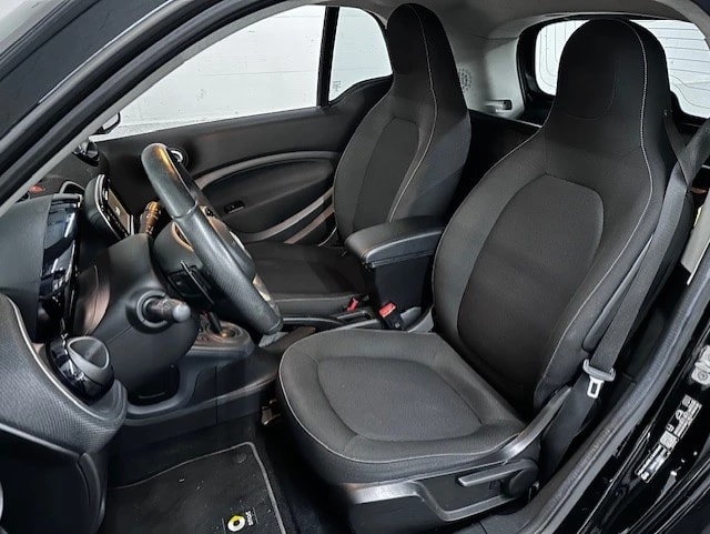 SMART fortwo 90 citypassion twinmatic-image-10