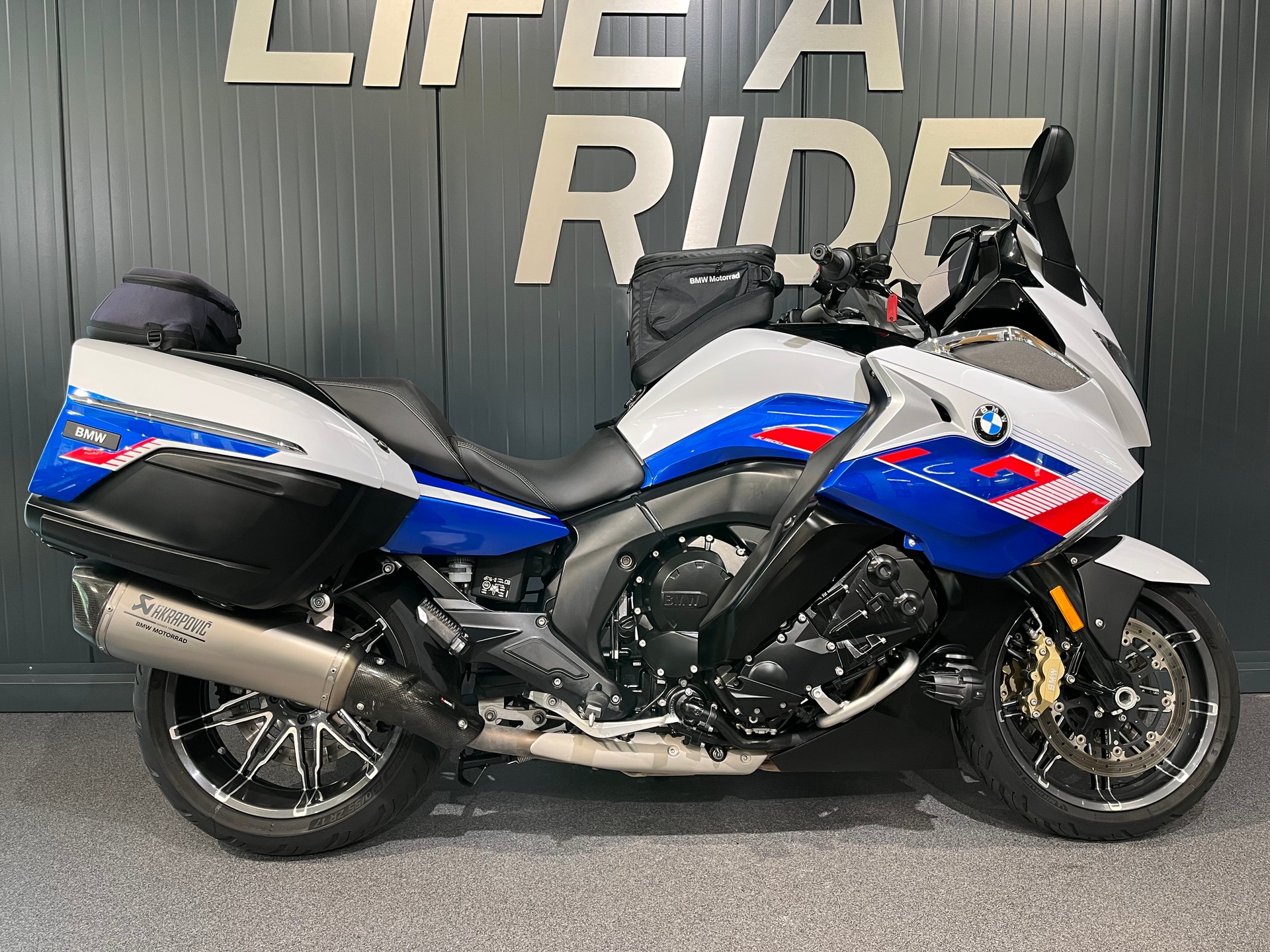 BMW K 1600 GT-image-0