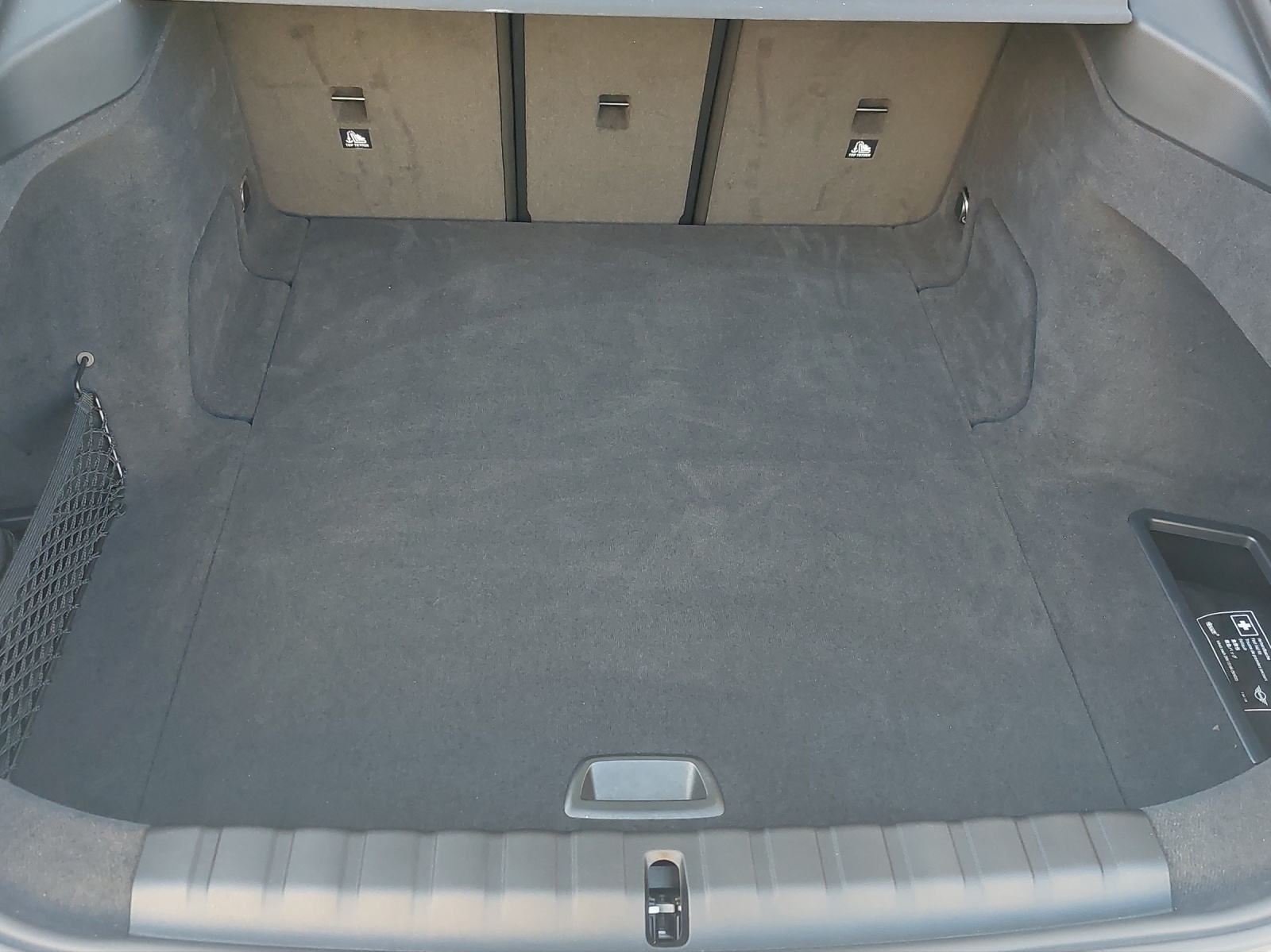 BMW i4 eDrive 40 M Sport-image-18