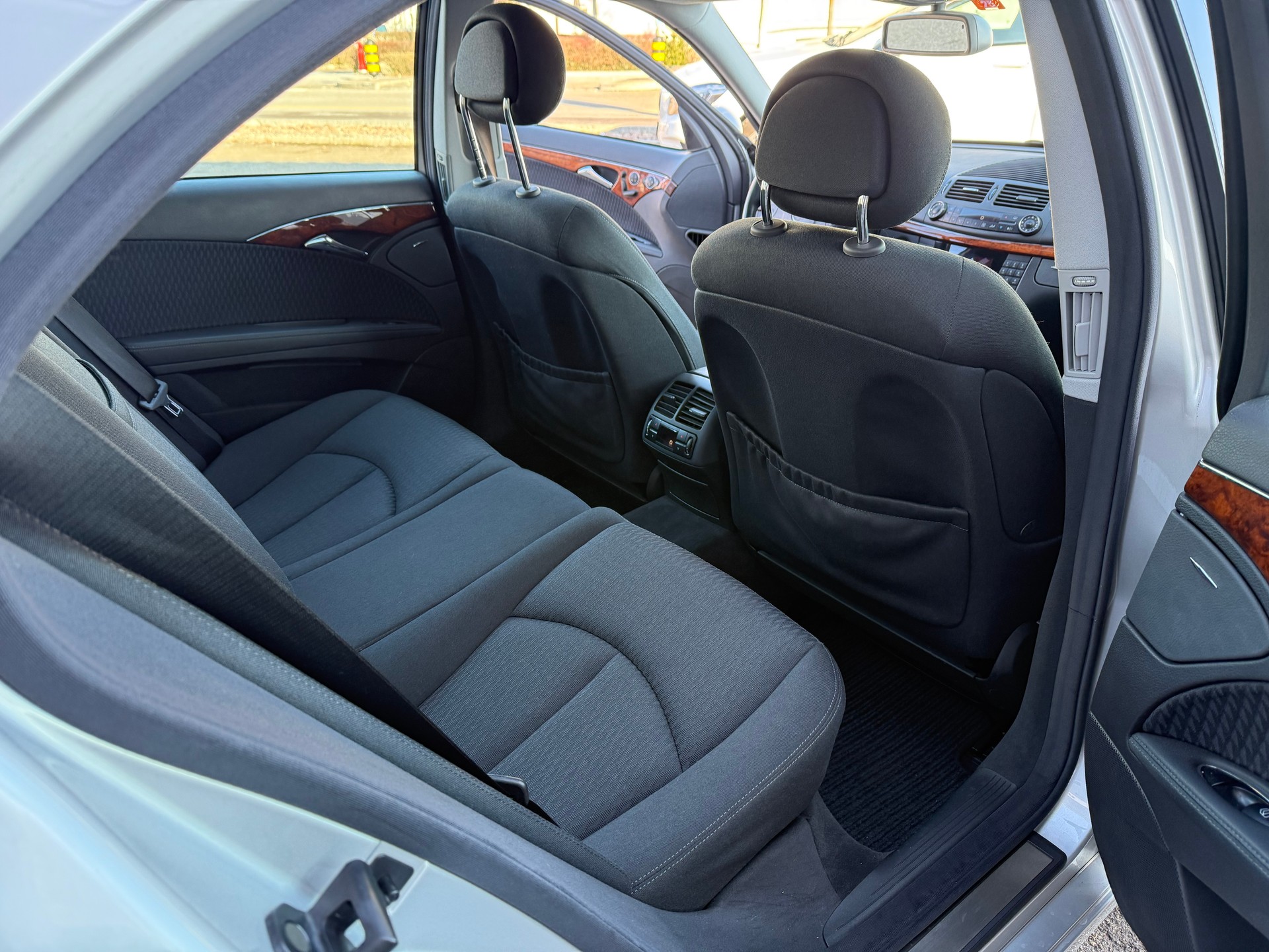 MERCEDES-BENZ E 320 Elégance Automatic-image-14