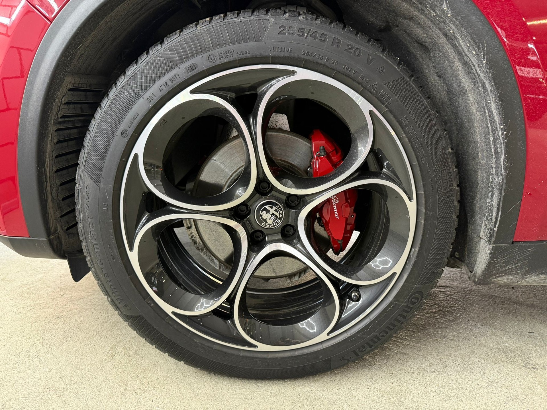 ALFA ROMEO Stelvio 2.2 JTDM Pack Veloce Q4-image-13