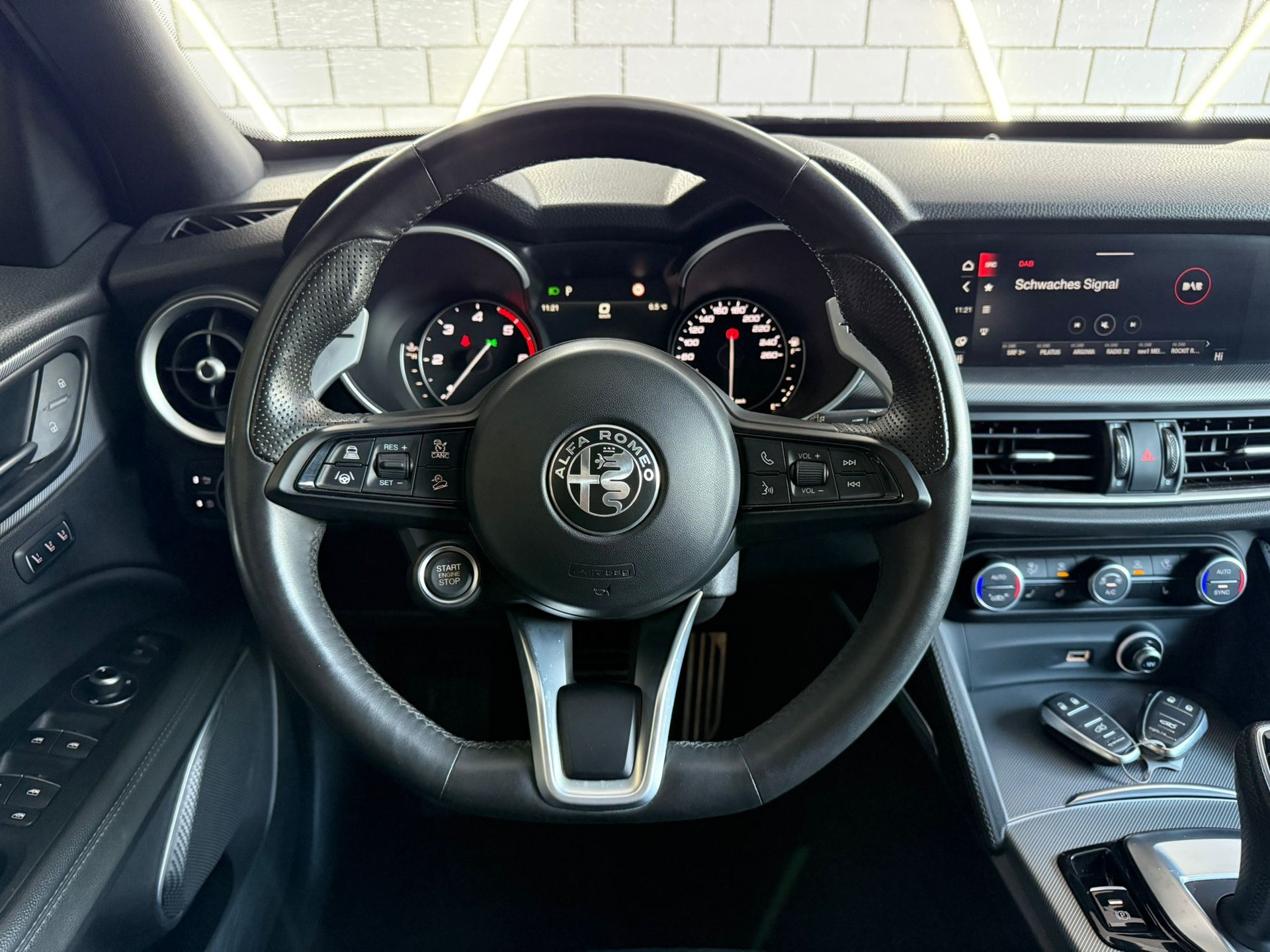ALFA ROMEO Stelvio 2.2 JTDM Pack Veloce Q4-image-8