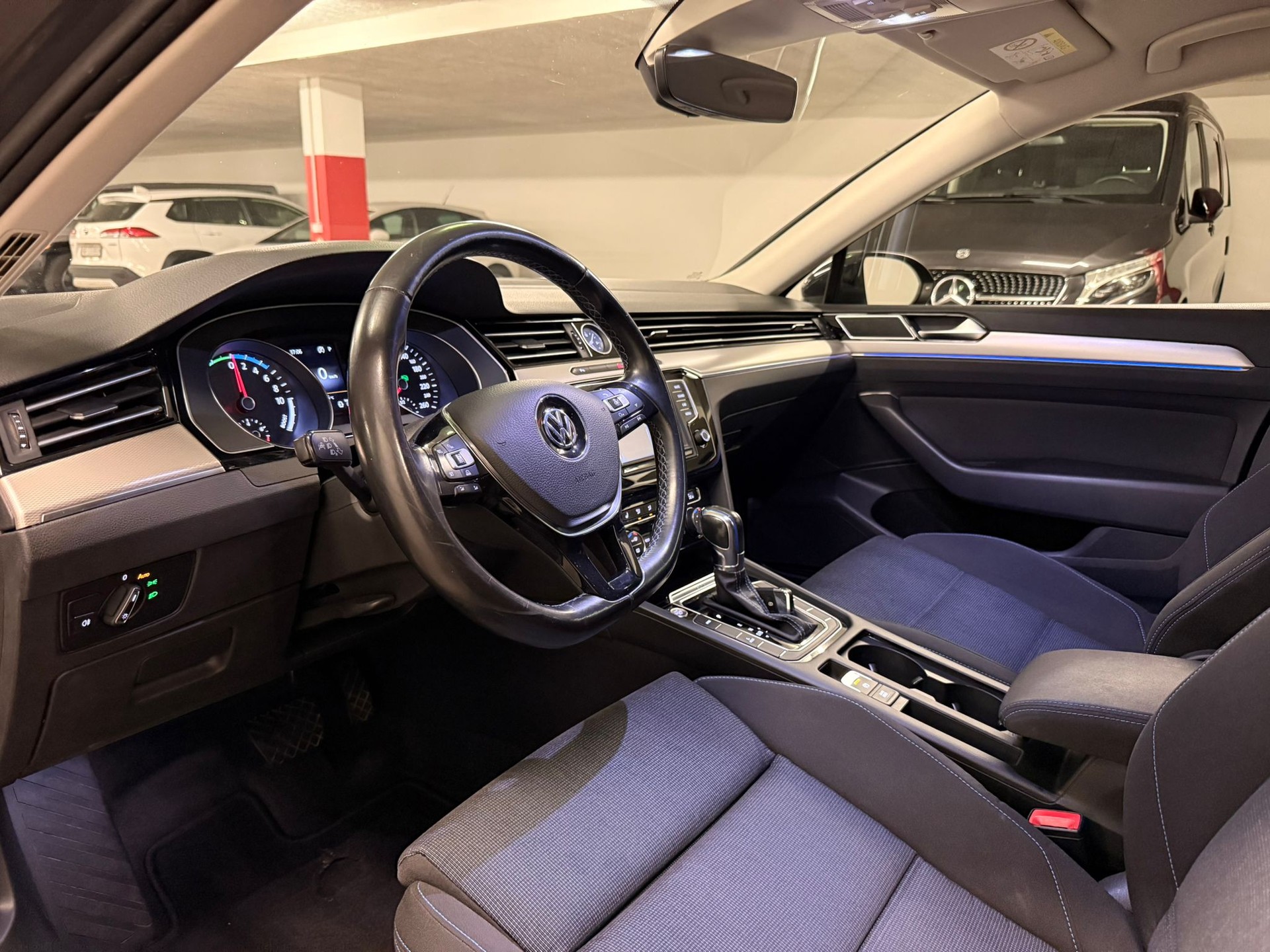 VW Passat Variant 1.4 TSI GTE Hybrid DSG-image-10