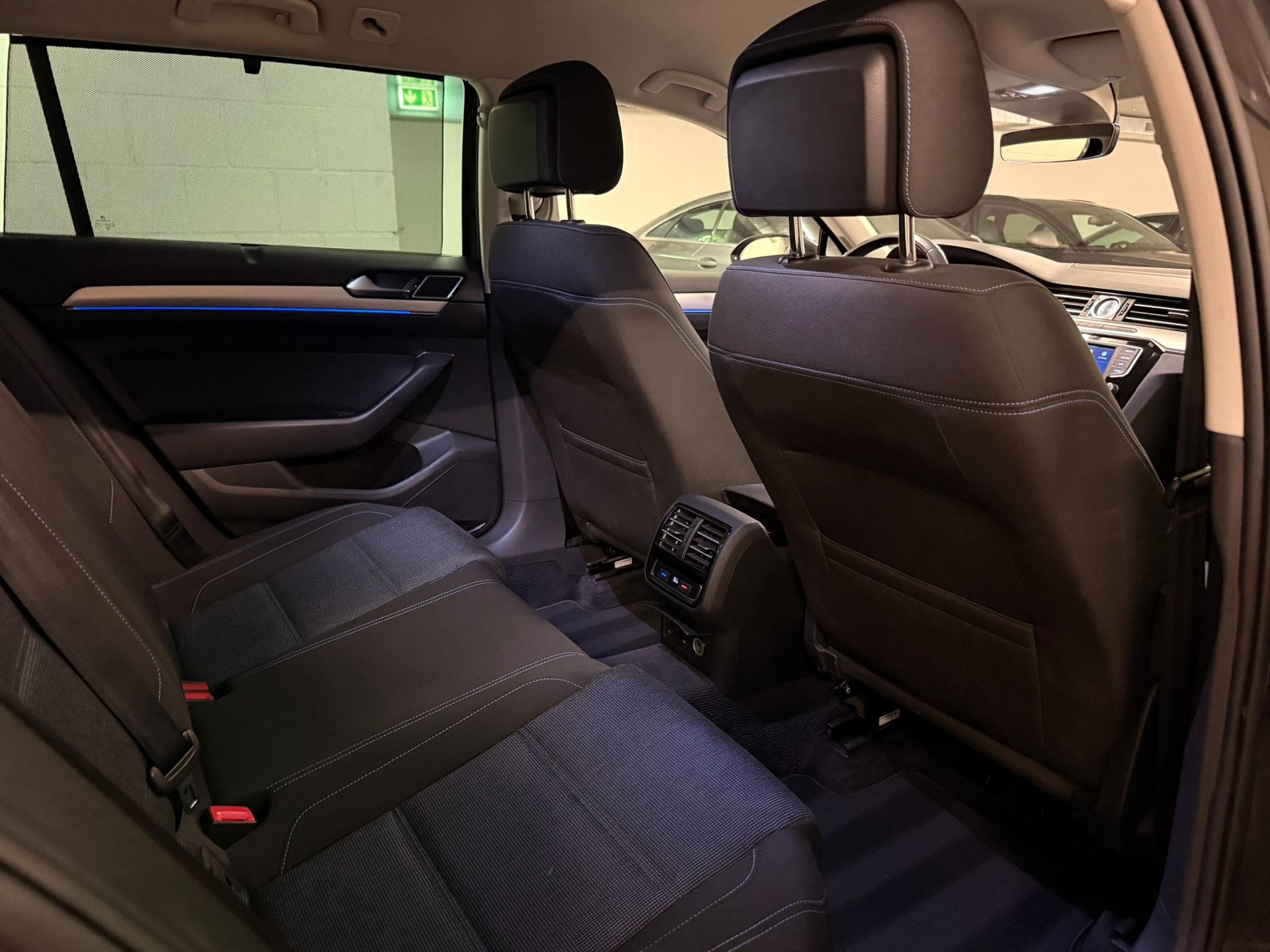 VW Passat Variant 1.4 TSI GTE Hybrid DSG-image-13