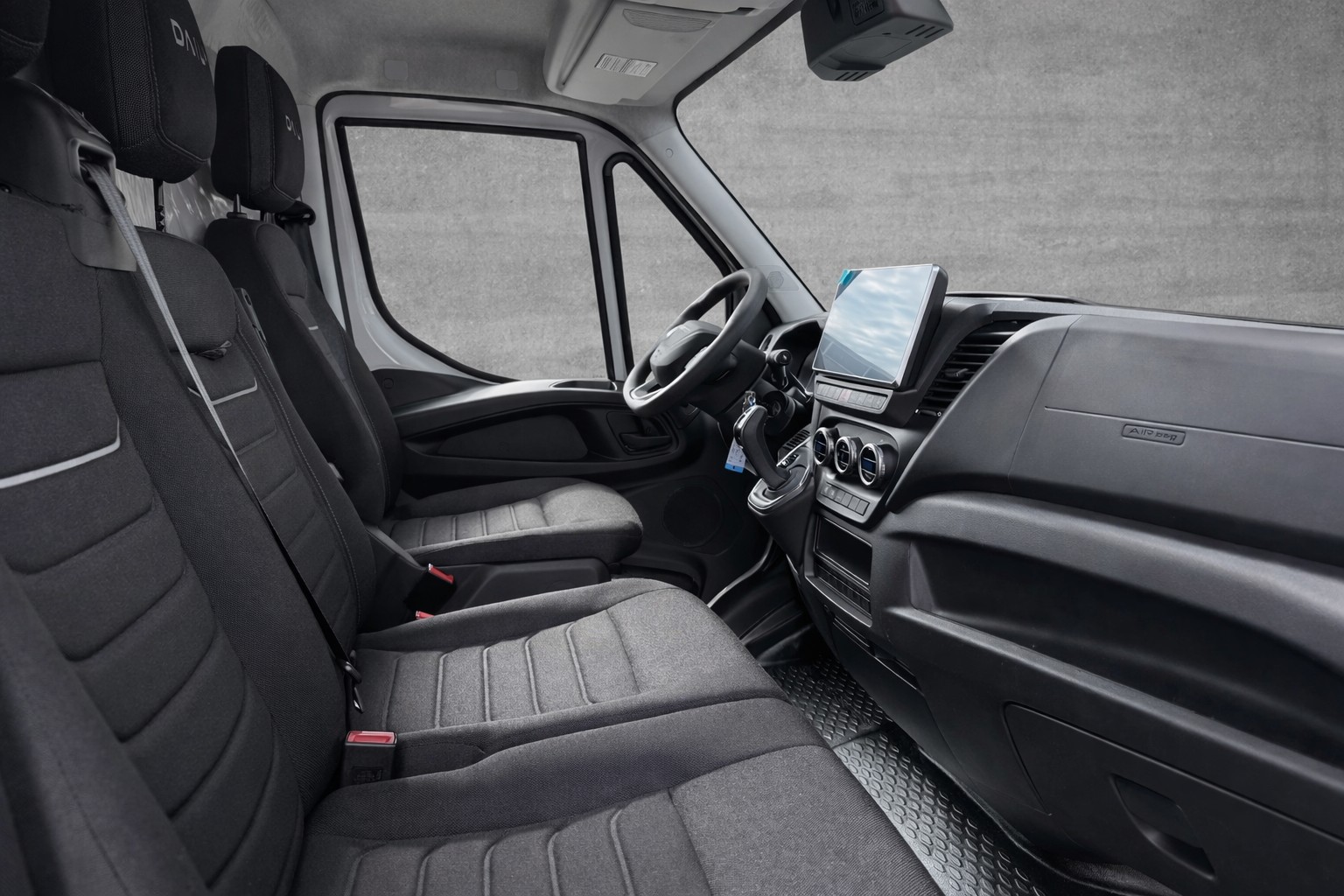 IVECO 35 S 16 A8-image-8