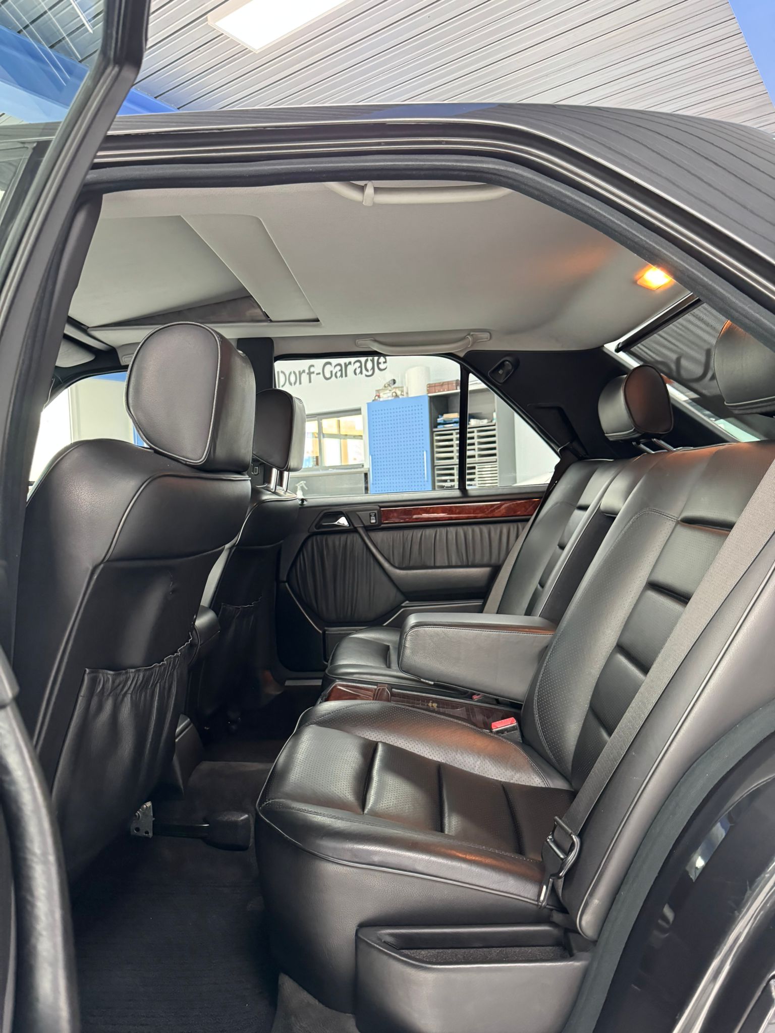 MERCEDES-BENZ 500 E Automatic-image-8