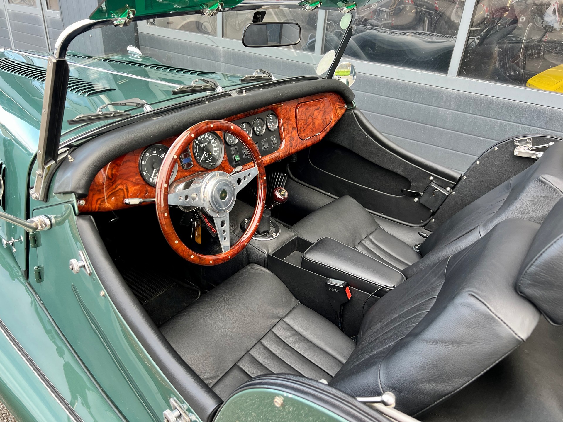 MORGAN PLUS 8-image-6