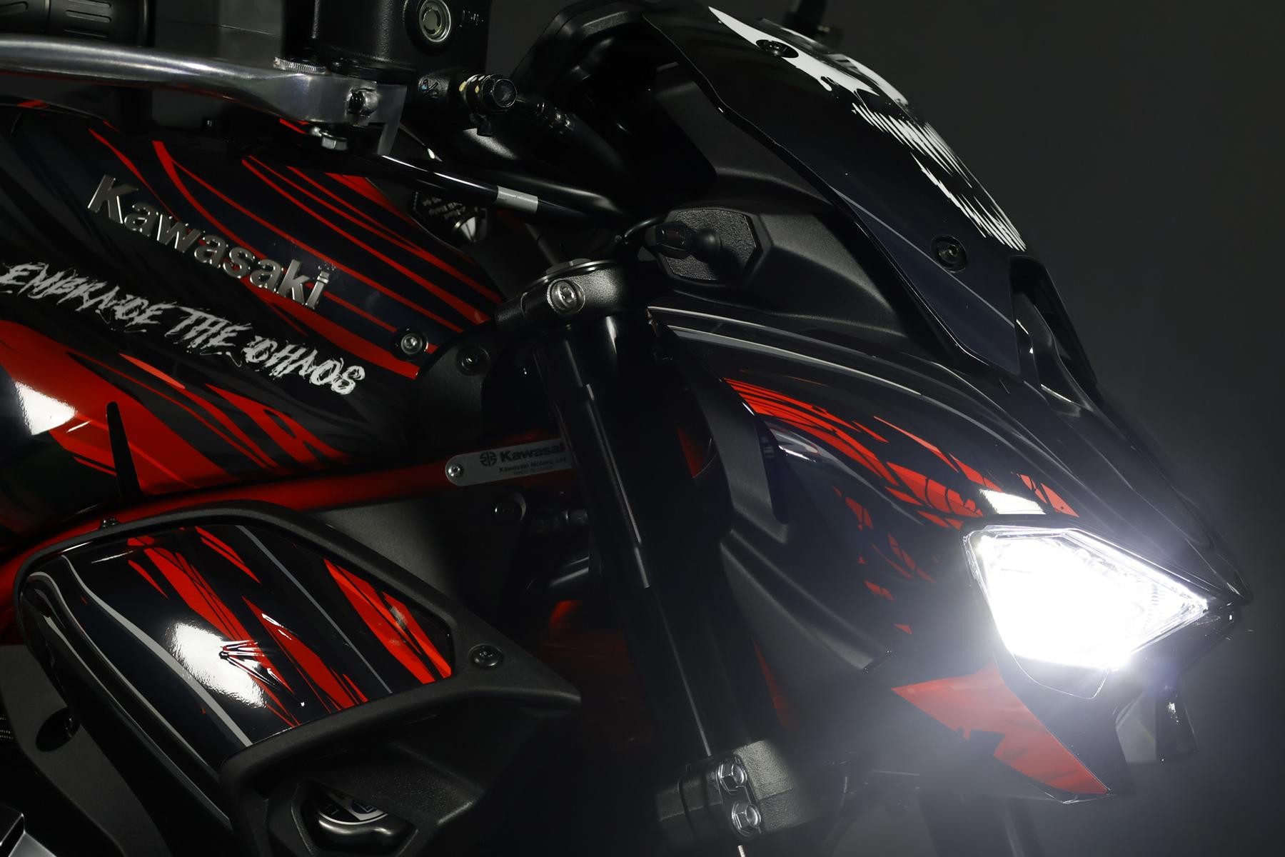 KAWASAKI KAWASAKI Z 900 (91 KW) *Venom* Level 3-showroom-element-1