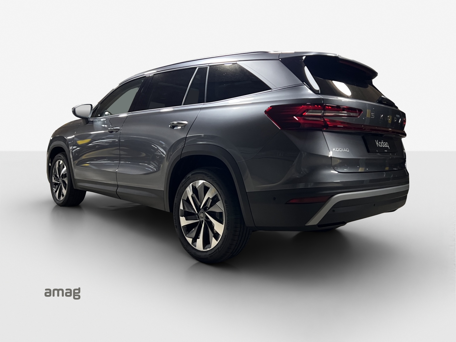 SKODA Kodiaq 2.0 TSI Selection 4x4-showroom-element-2