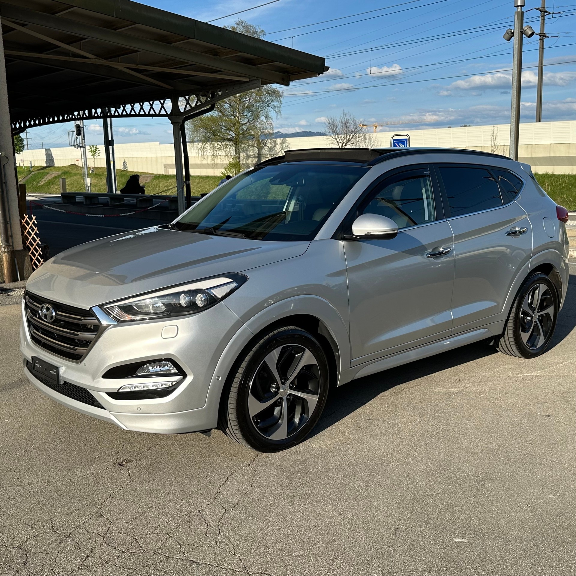 HYUNDAI Tucson 2.0 CRDI Vertex 4WD Automatic-image-6