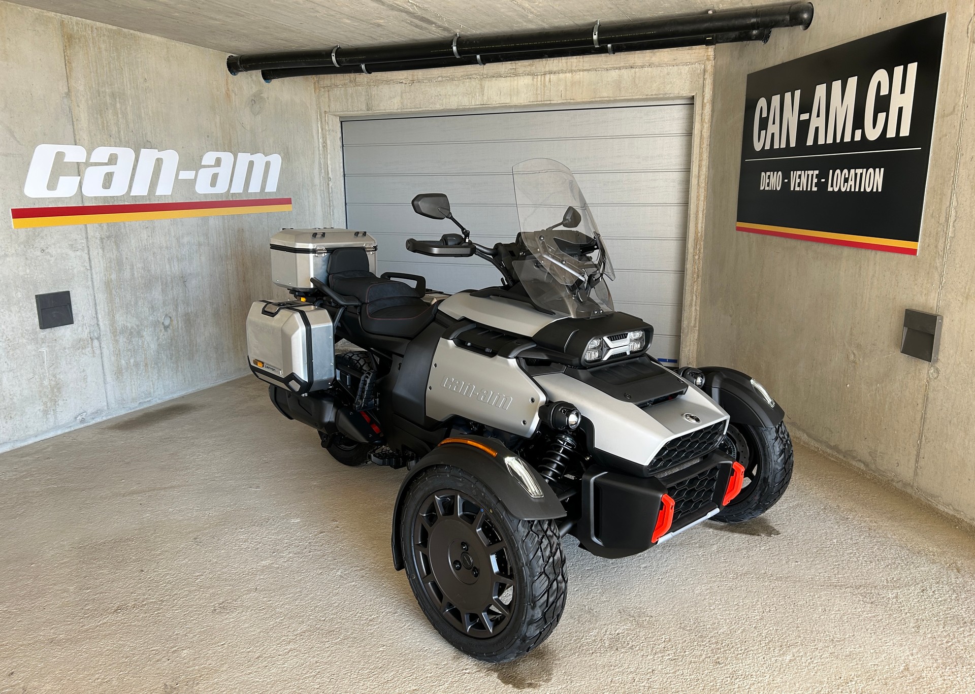 CAN-AM CANYON XT