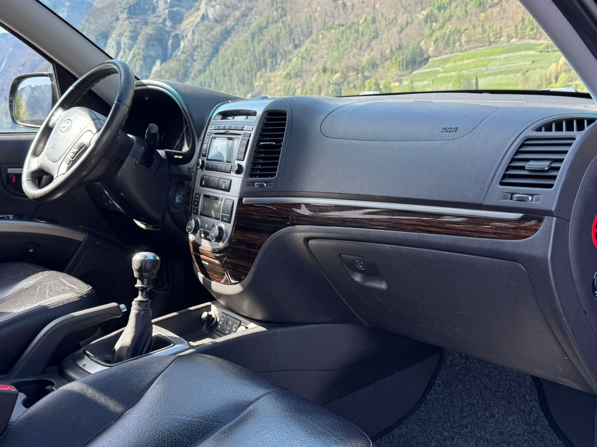 HYUNDAI Santa Fe 2.2 CRDI Style 4WD-image-15