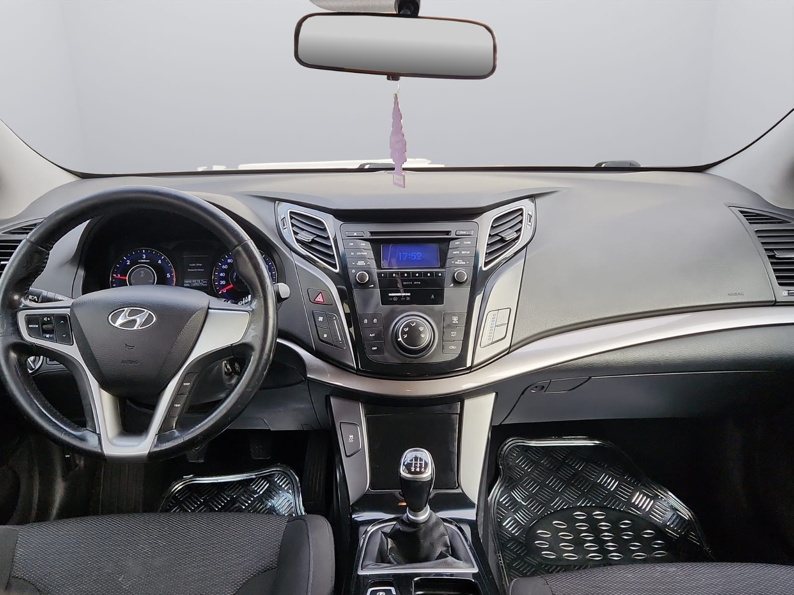 HYUNDAI i40 Wagon 1.7 CRDI ISG Comfort-image-11