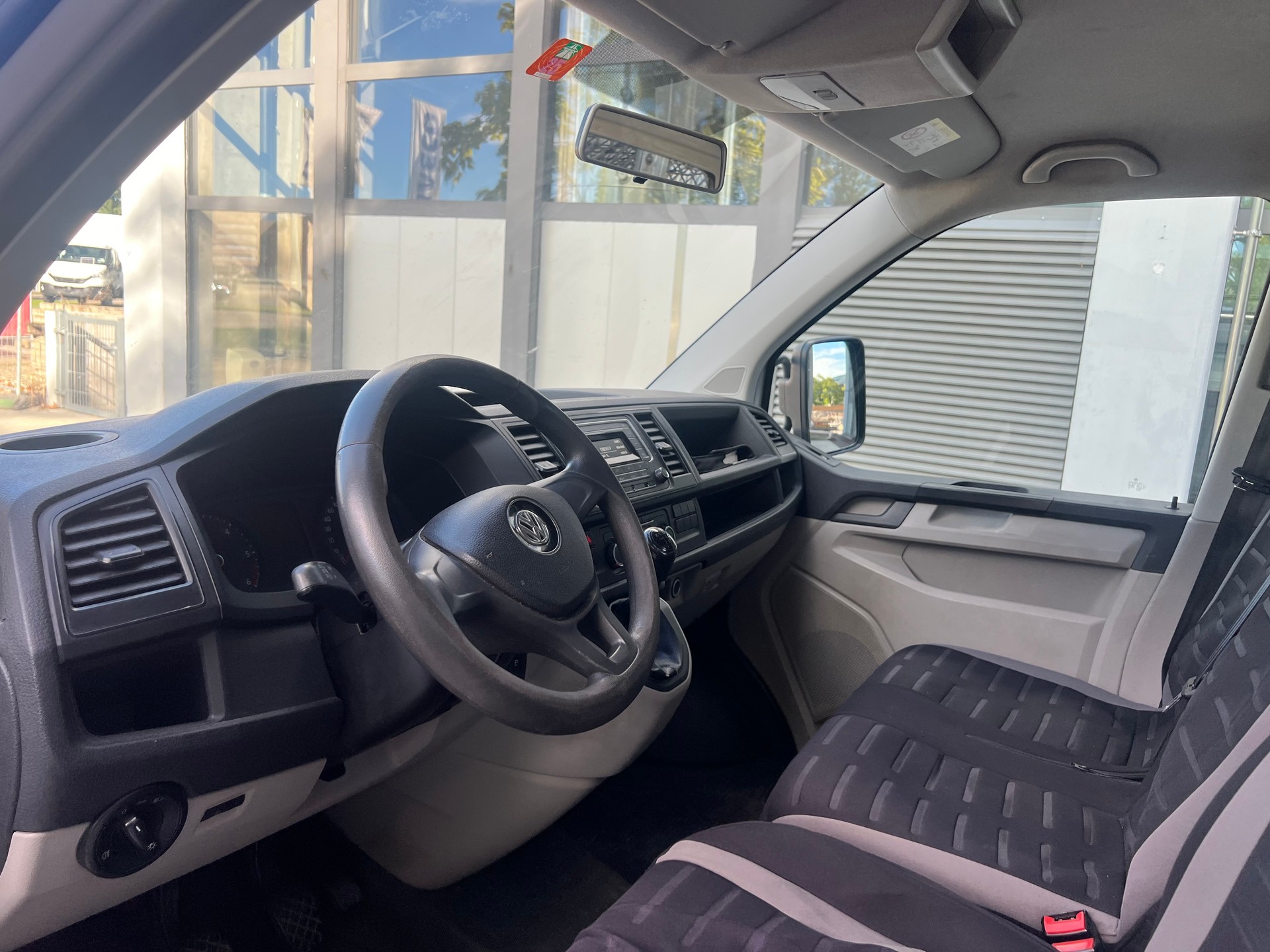 VW T6 2.0 TDI Euro 6-image-10