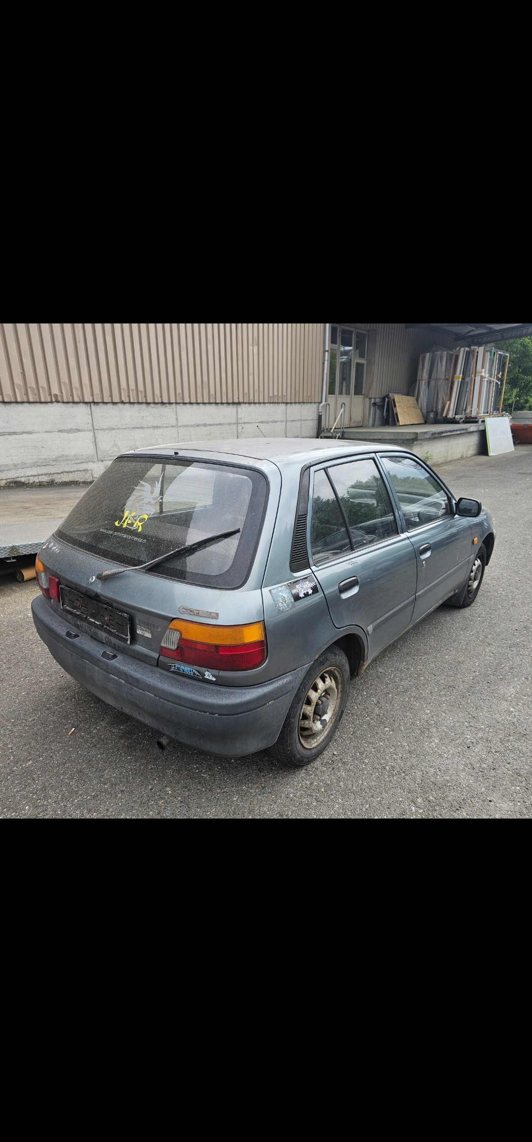 TOYOTA Starlet 1.3 XLi-image-2