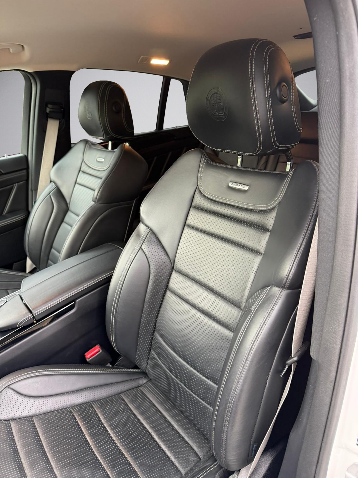 MERCEDES-BENZ GLE Coupé 63 S AMG 4Matic Speedshift * 23 Zoll * AMG Driver's Package *-image-9