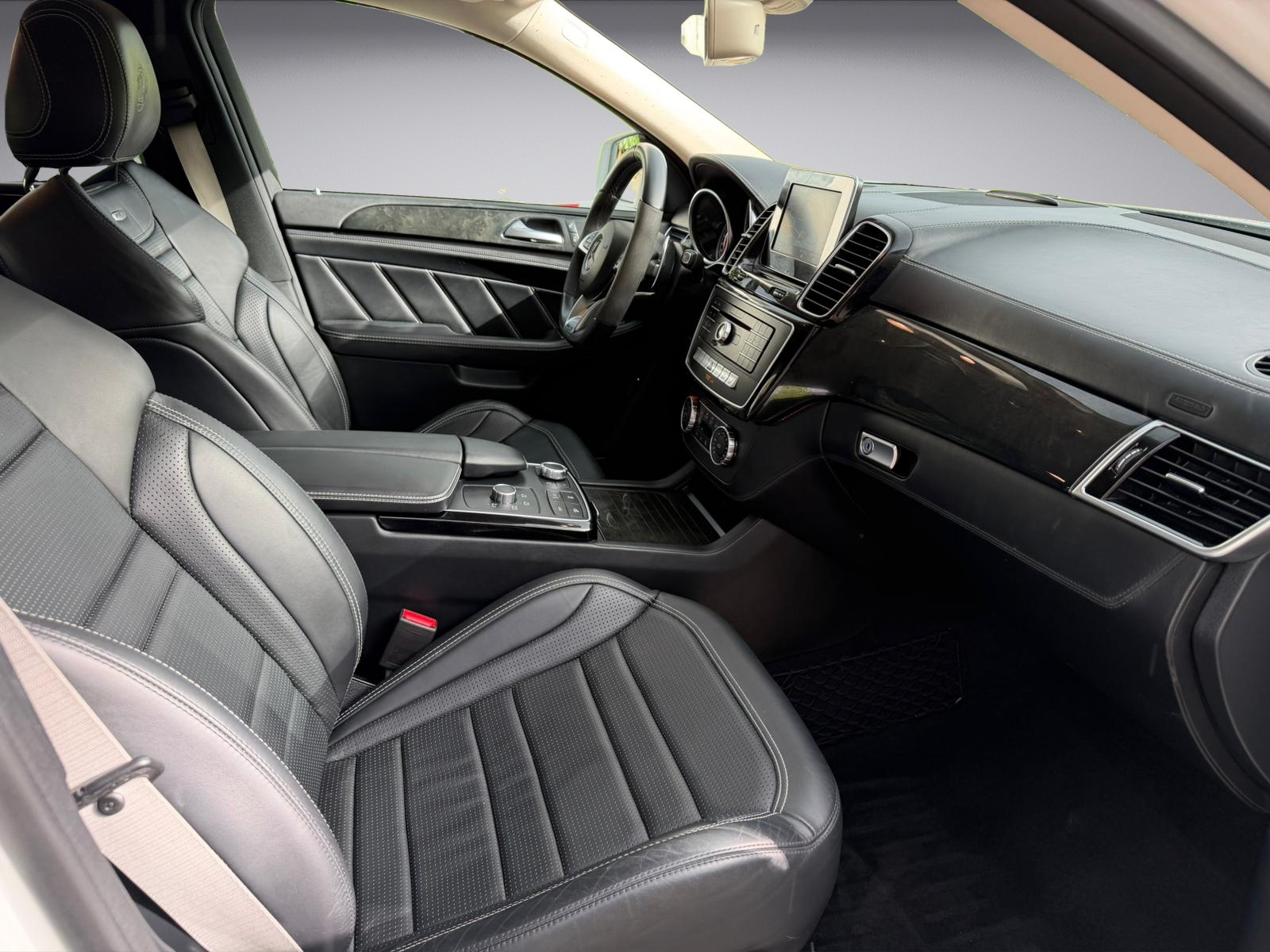 MERCEDES-BENZ GLE Coupé 63 S AMG 4Matic Speedshift * 23 Zoll * AMG Driver's Package *-image-12