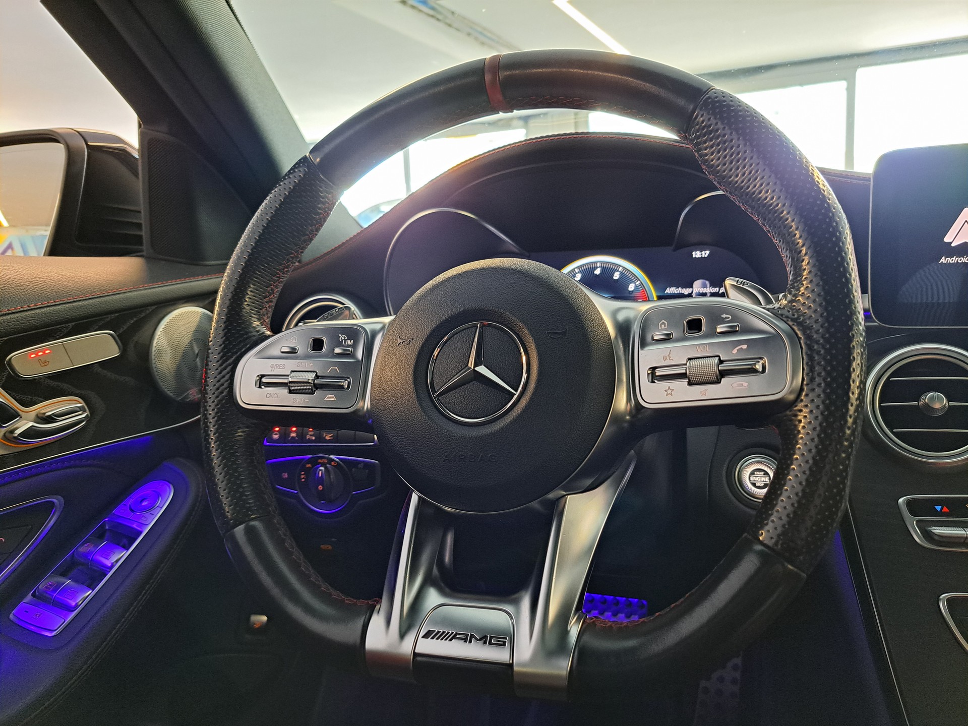 MERCEDES-BENZ C 43 AMG 4Matic 9G-Tronic-image-5