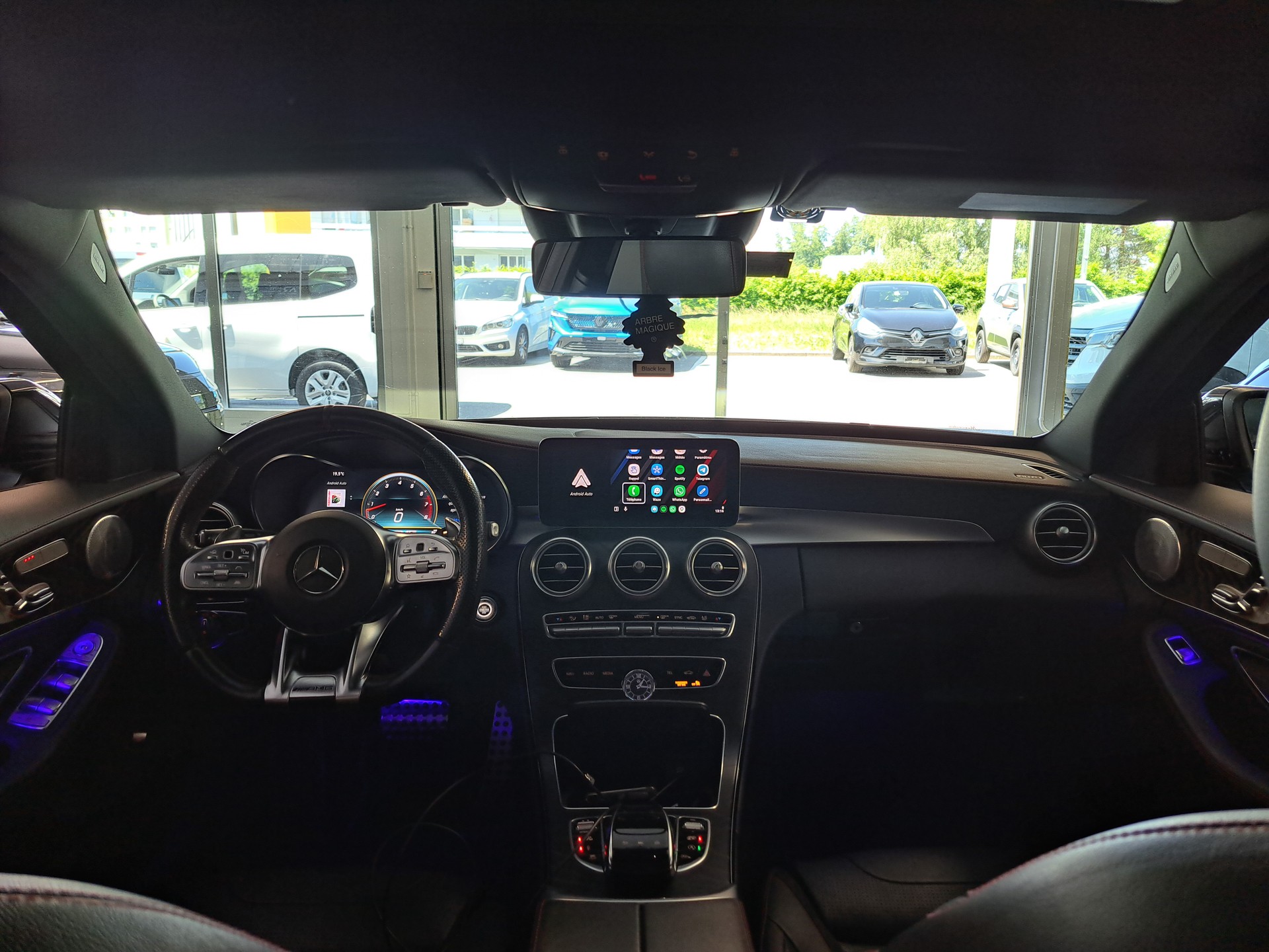 MERCEDES-BENZ C 43 AMG 4Matic 9G-Tronic-image-12