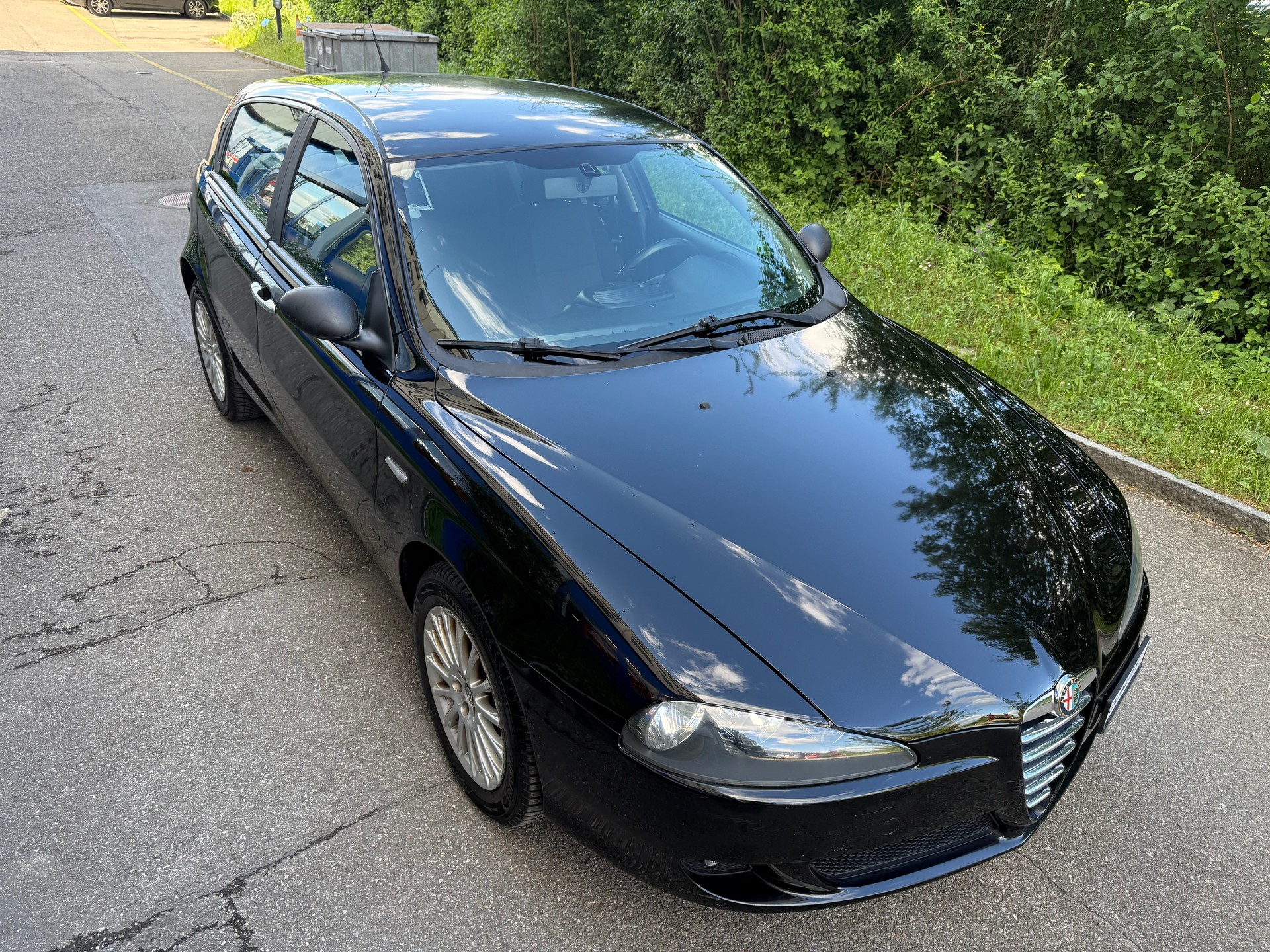 ALFA ROMEO 147 1.6 TS 16V Distinctive-image-5