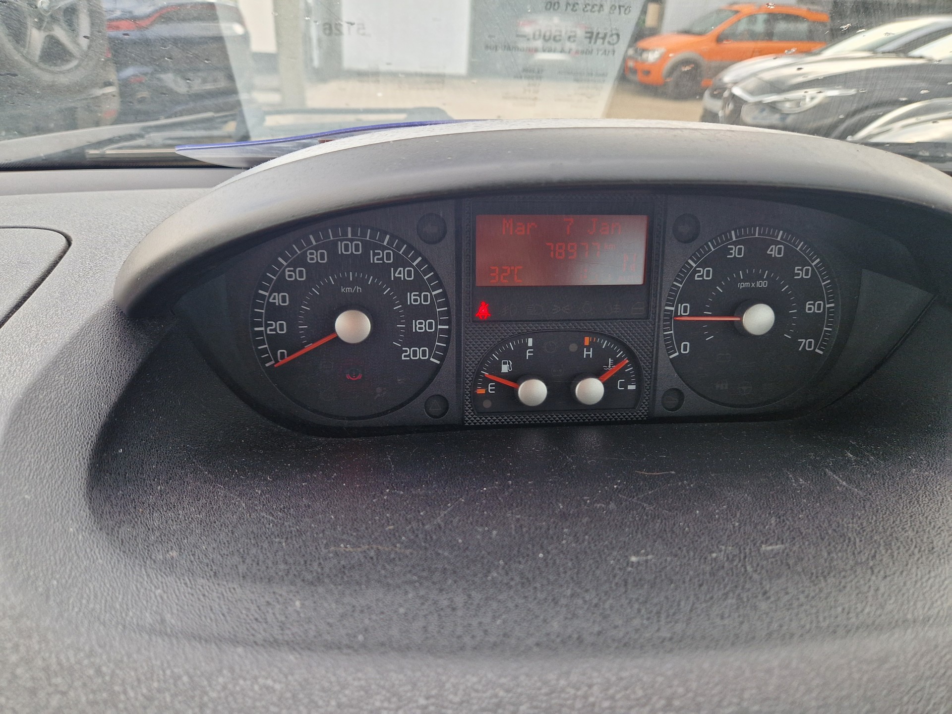 FIAT Idea 1.4 16V automatique-image-6