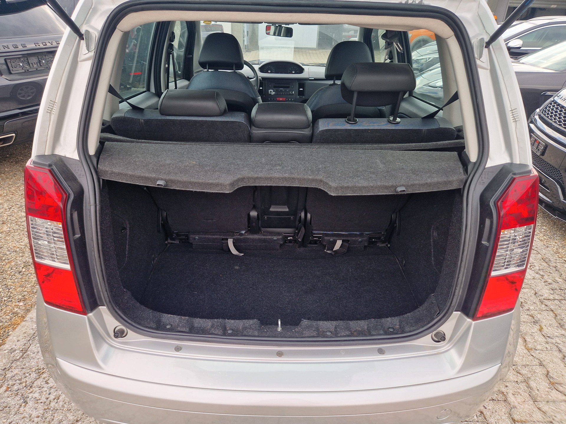 FIAT Idea 1.4 16V automatique-image-13