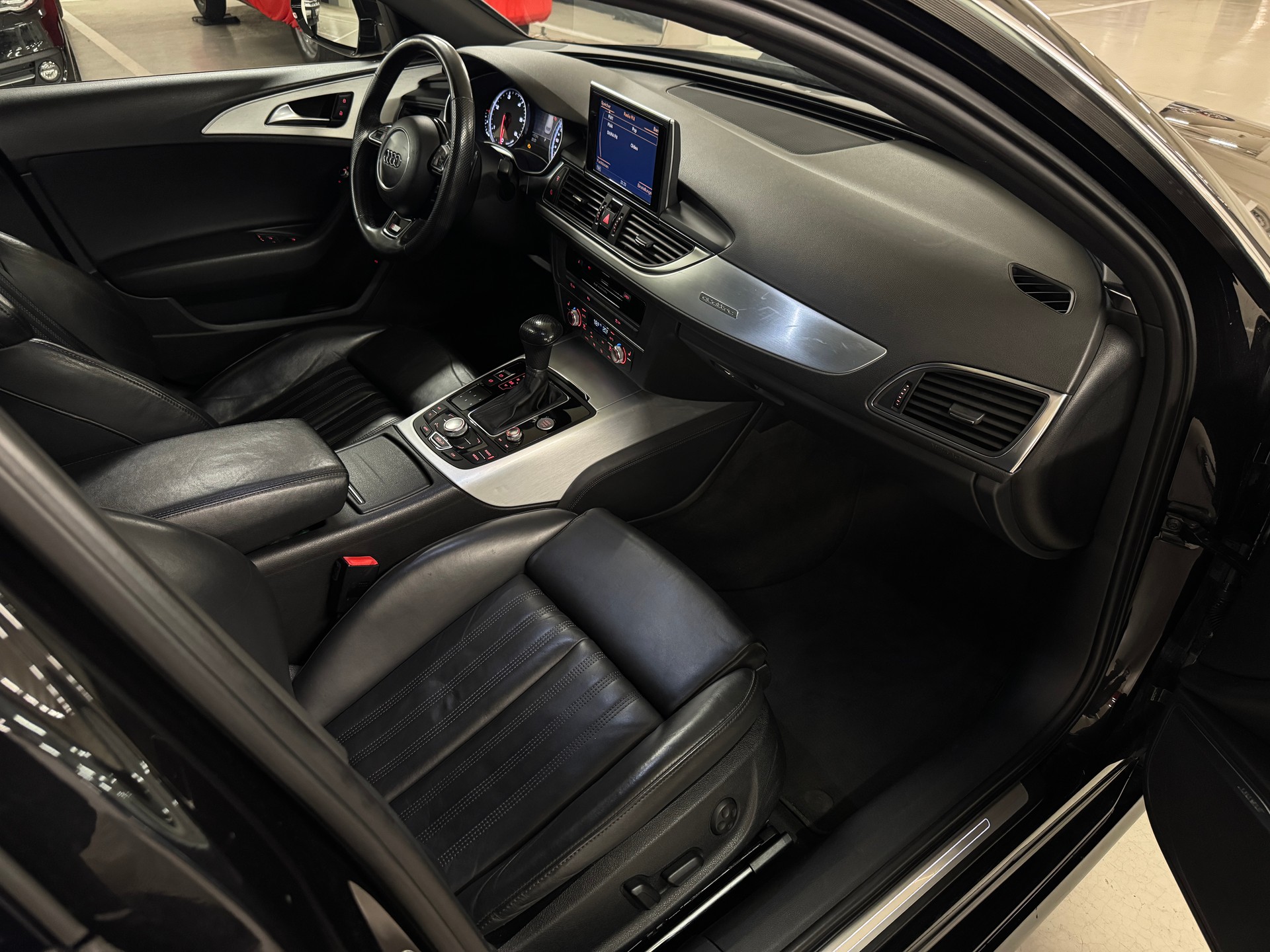 AUDI A6 Avant 3.0 BiTDI V6 quattro tiptronic I Frisch ab MFK 03.26 I Frisch ab Service I 8-fach bereift I CH-Fhrz. I Top Angebot-image-8
